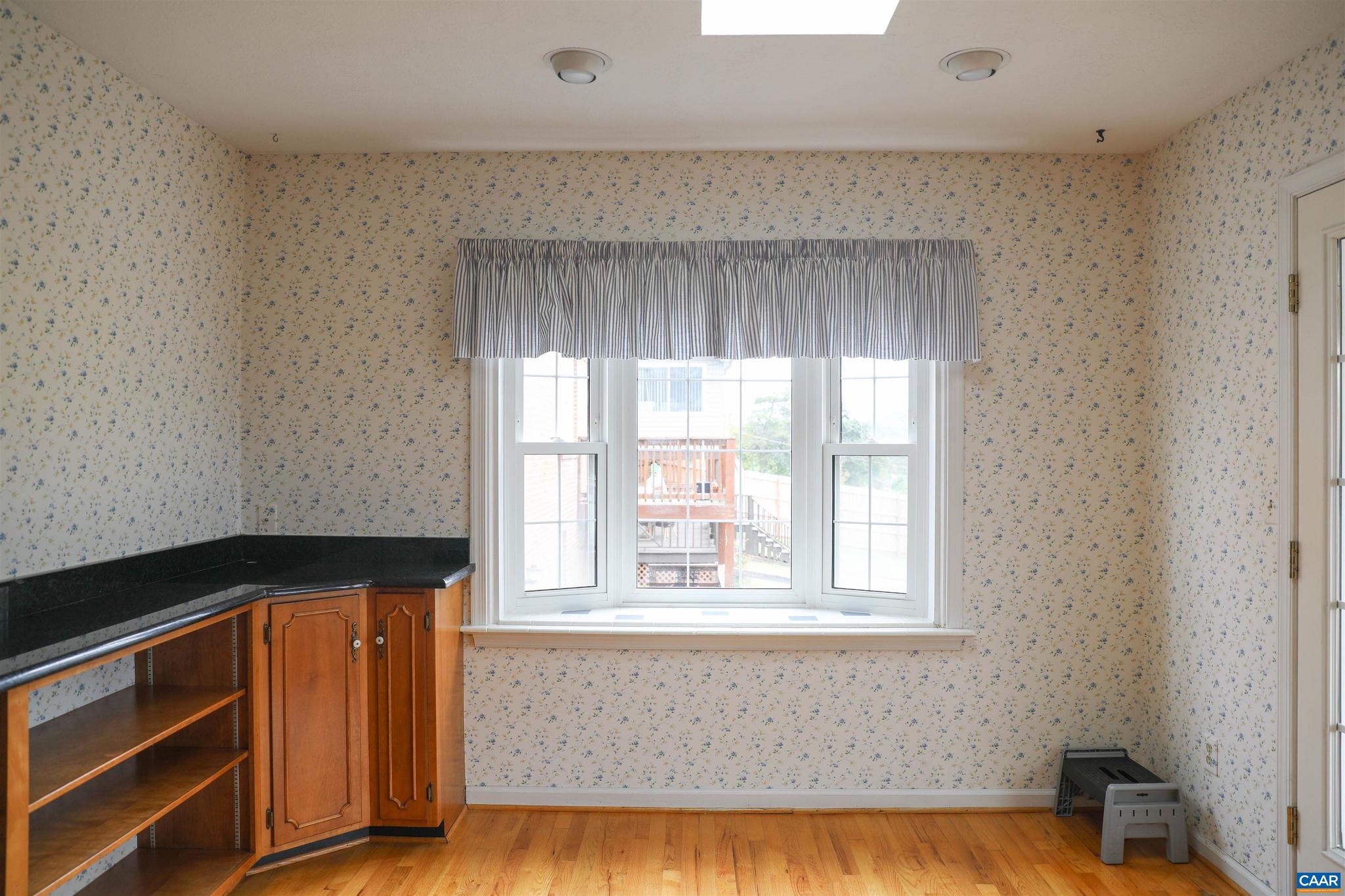 LOCUST GROVE EXT - Residential