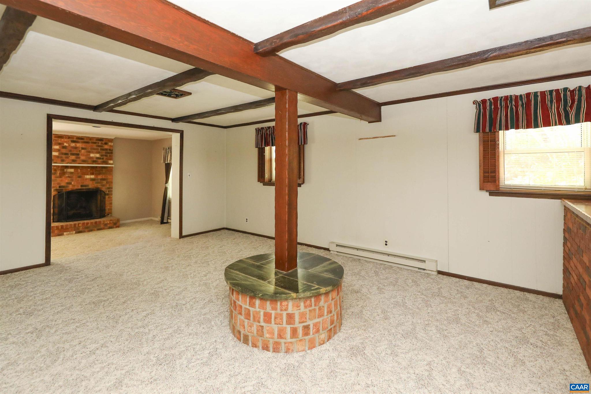 LOCUST GROVE EXT - Residential