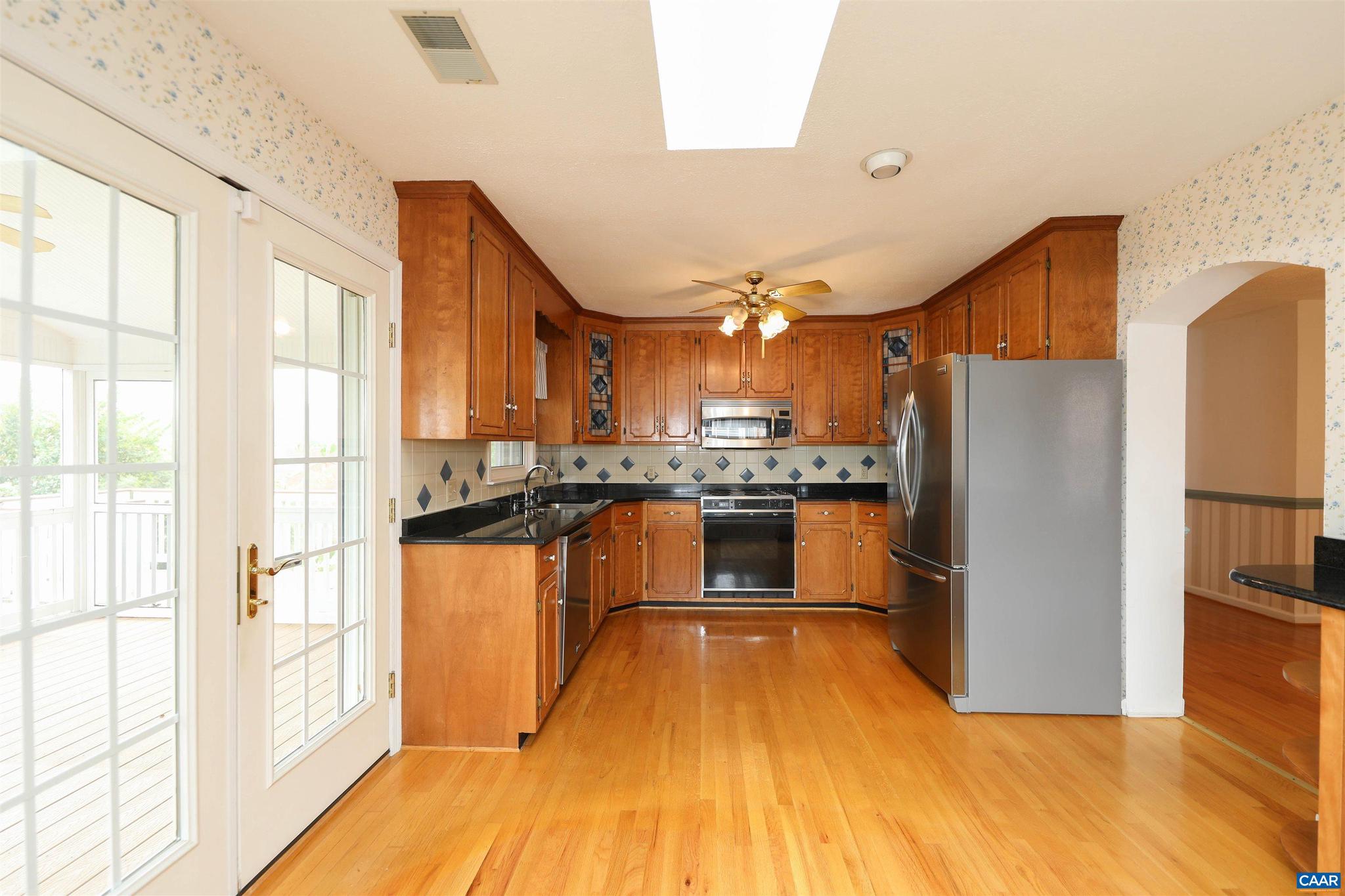 LOCUST GROVE EXT - Residential