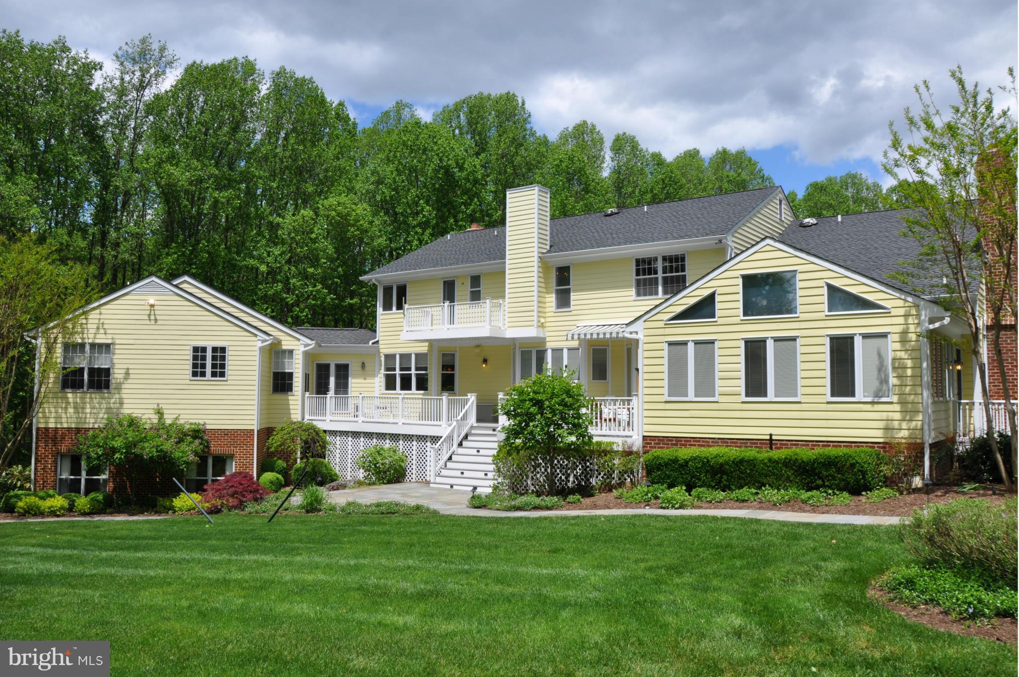 WOODMONT - Residential