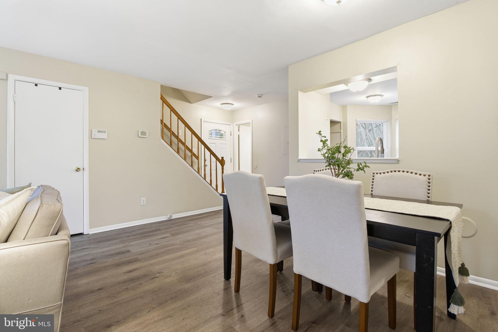 VILLAGE OF PAWNEE - Residential