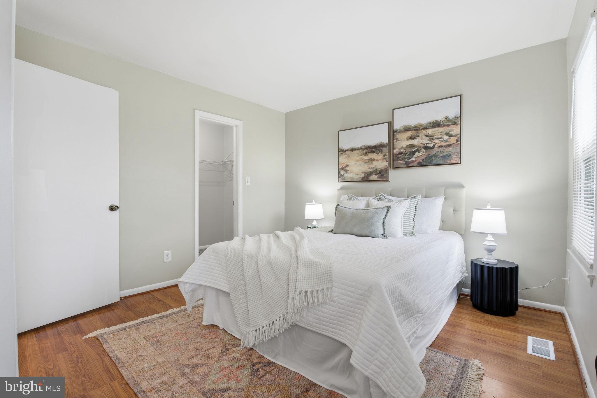 VILLAGE OF PAWNEE - Residential