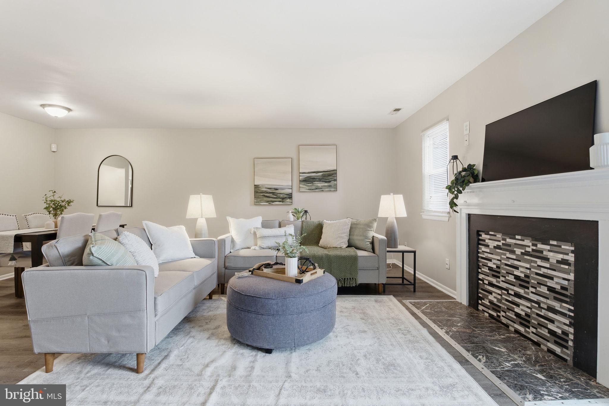 VILLAGE OF PAWNEE - Residential