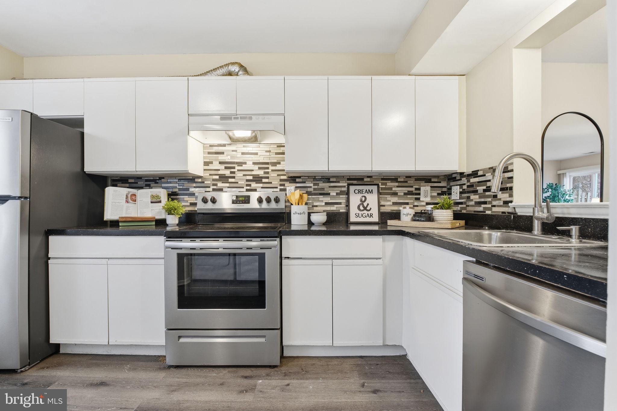 VILLAGE OF PAWNEE - Residential