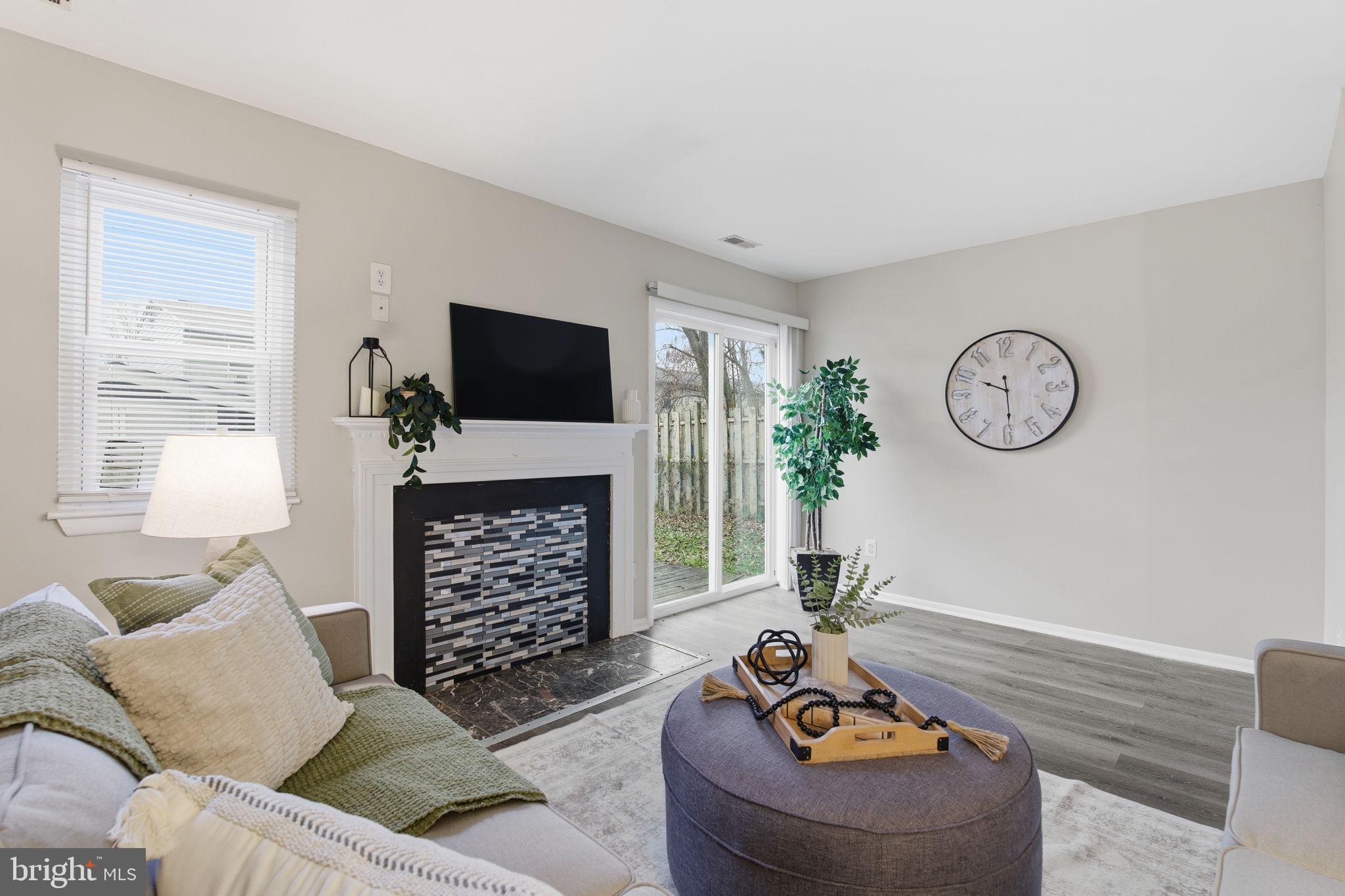 VILLAGE OF PAWNEE - Residential