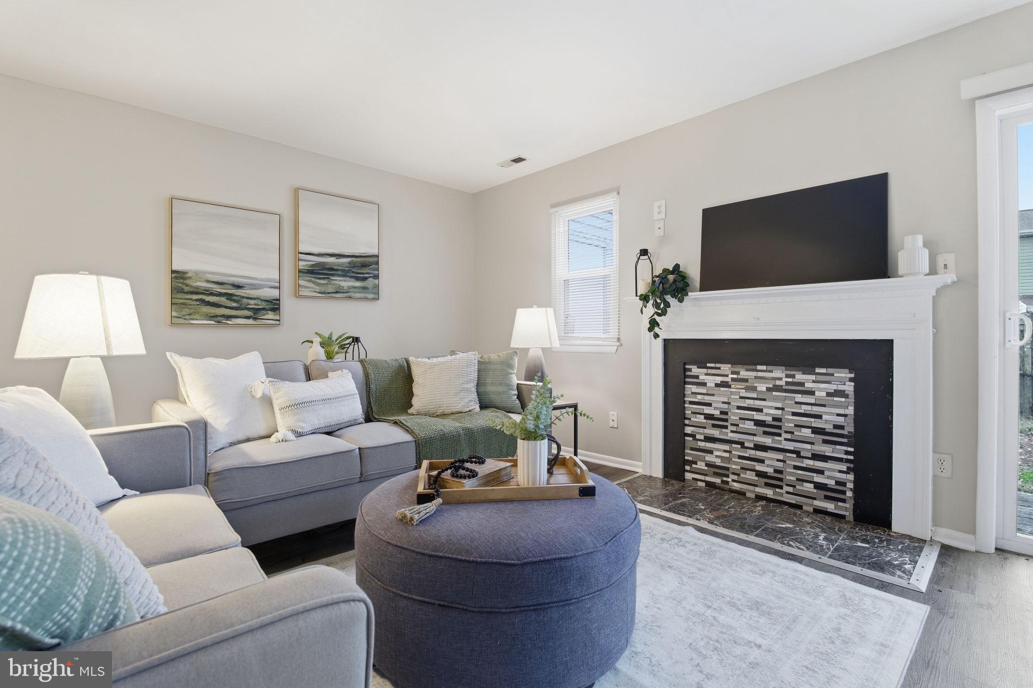 VILLAGE OF PAWNEE - Residential