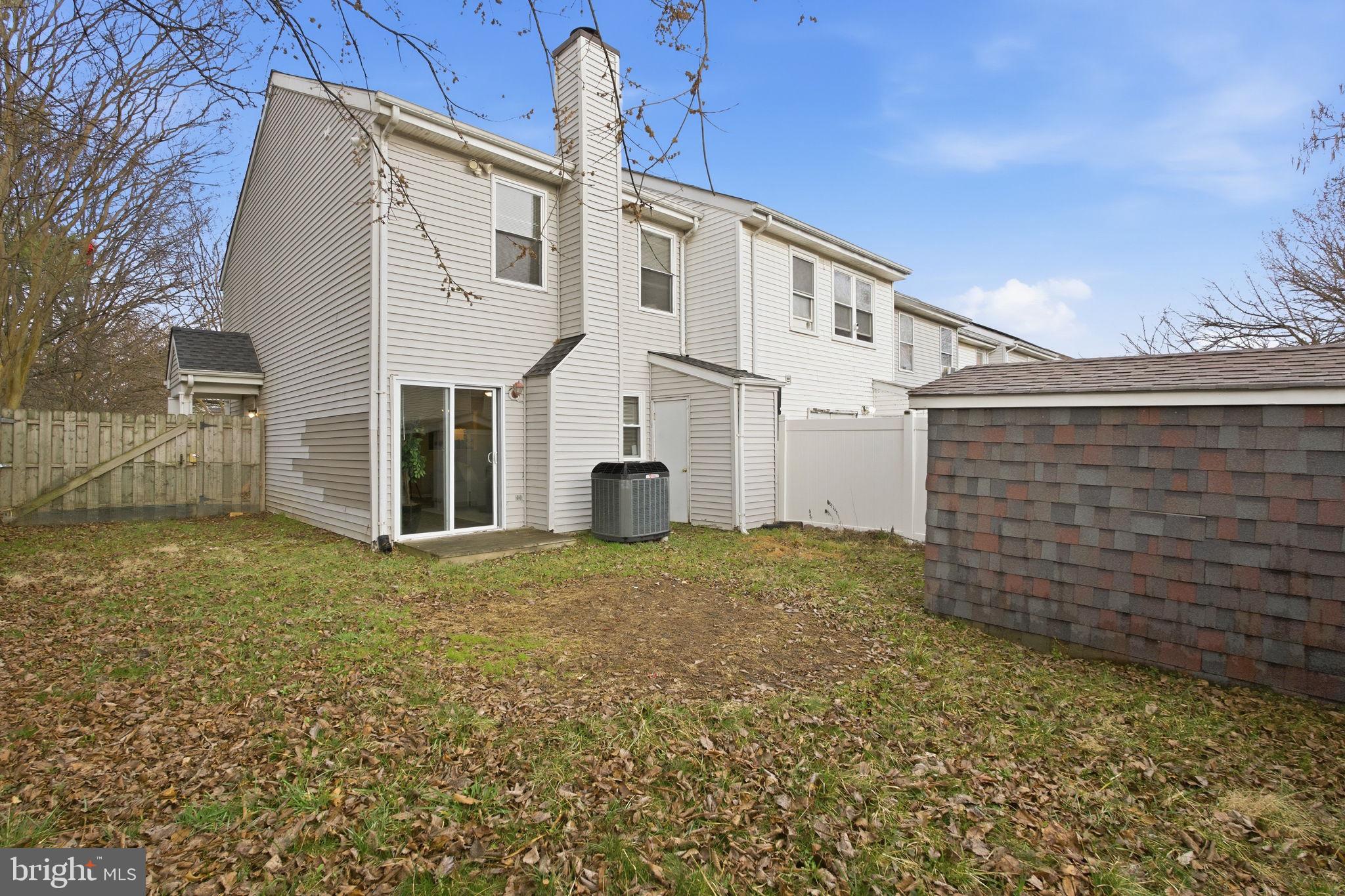 VILLAGE OF PAWNEE - Residential