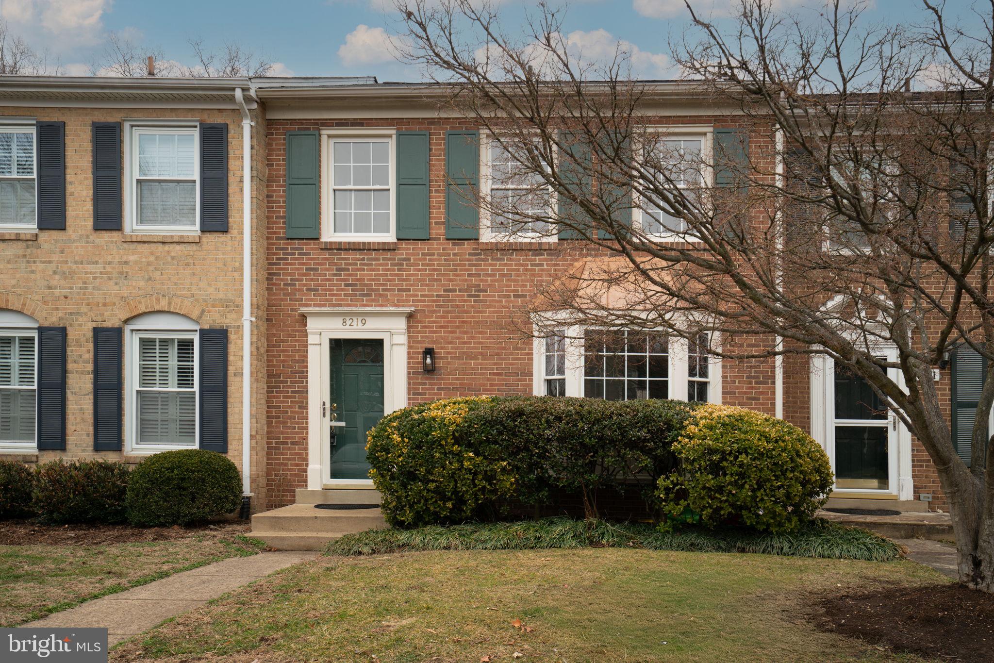 8219 DOCTOR CRAIK COURT