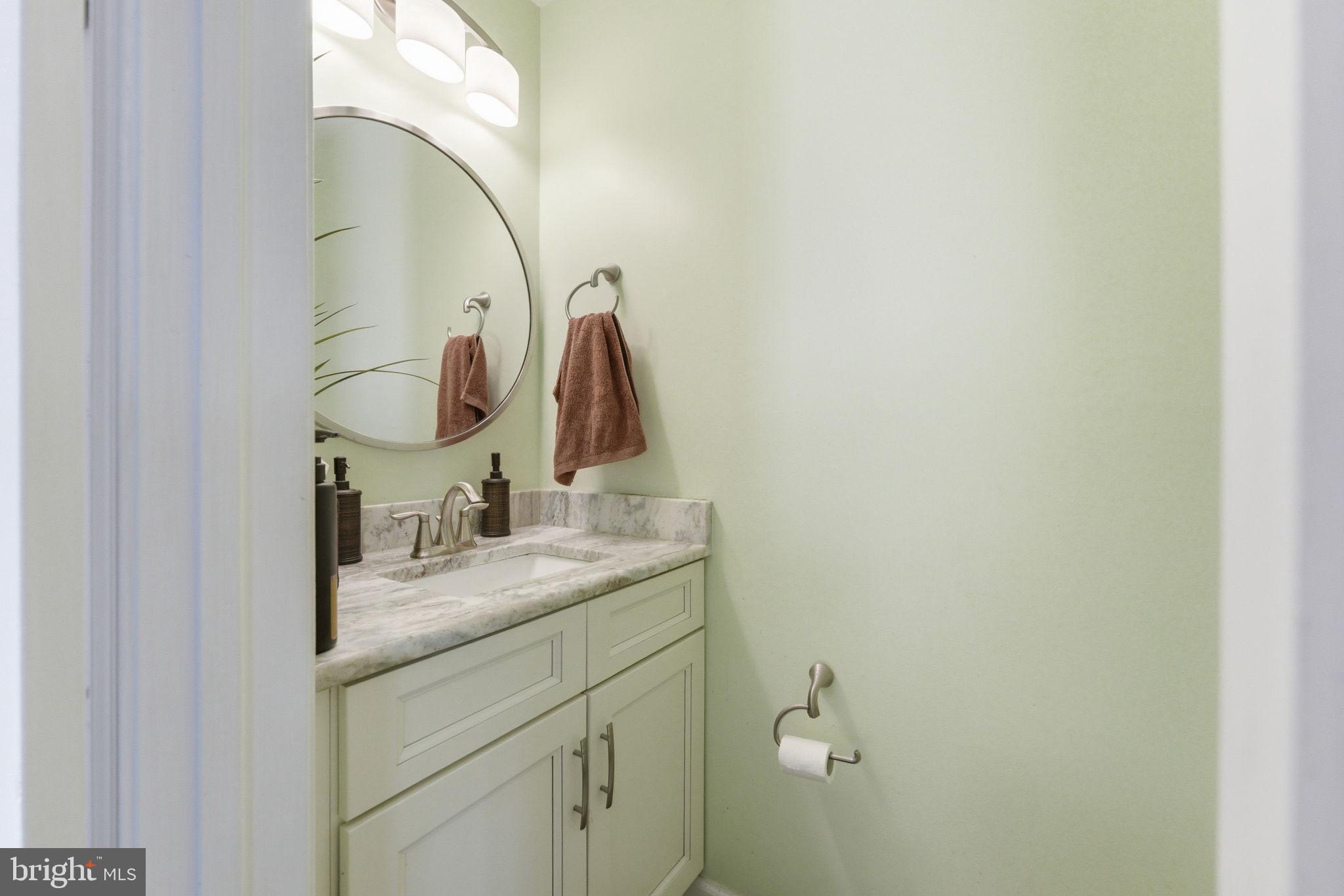 CRESTWOOD CONDO - Residential