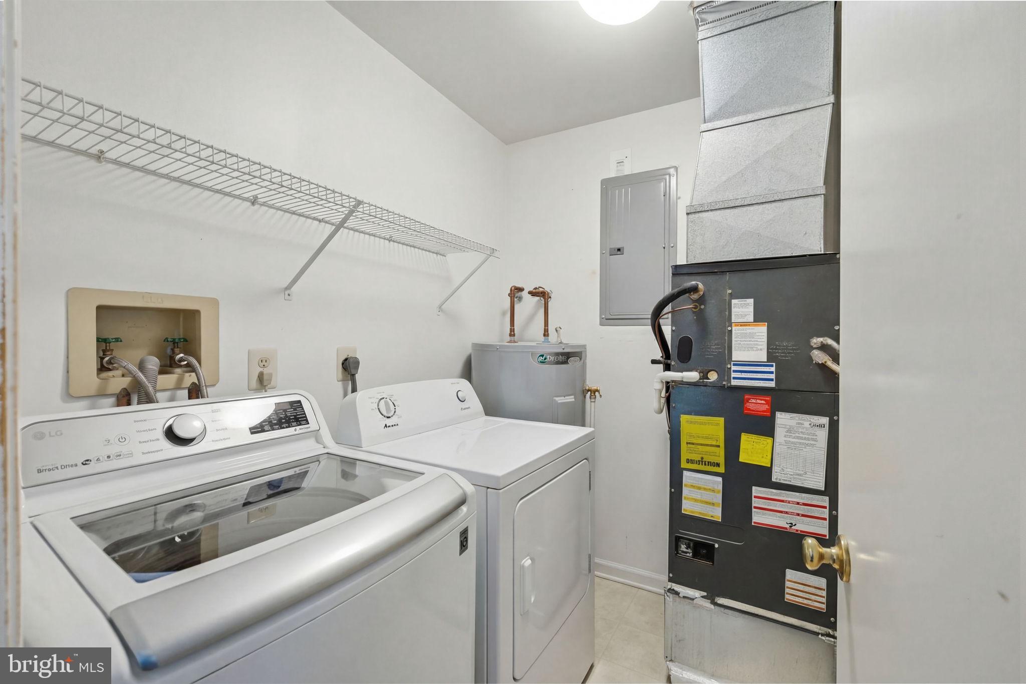 CRESTWOOD CONDO - Residential