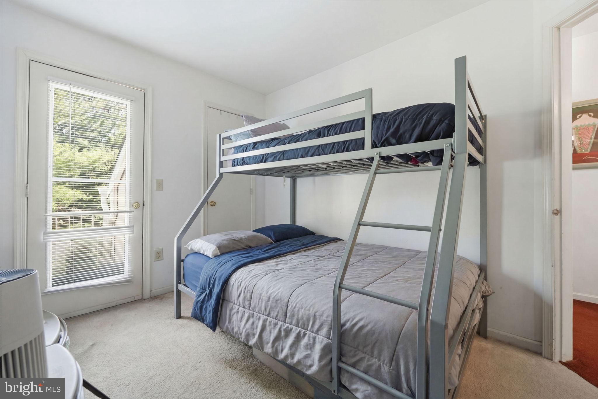 CRESTWOOD CONDO - Residential