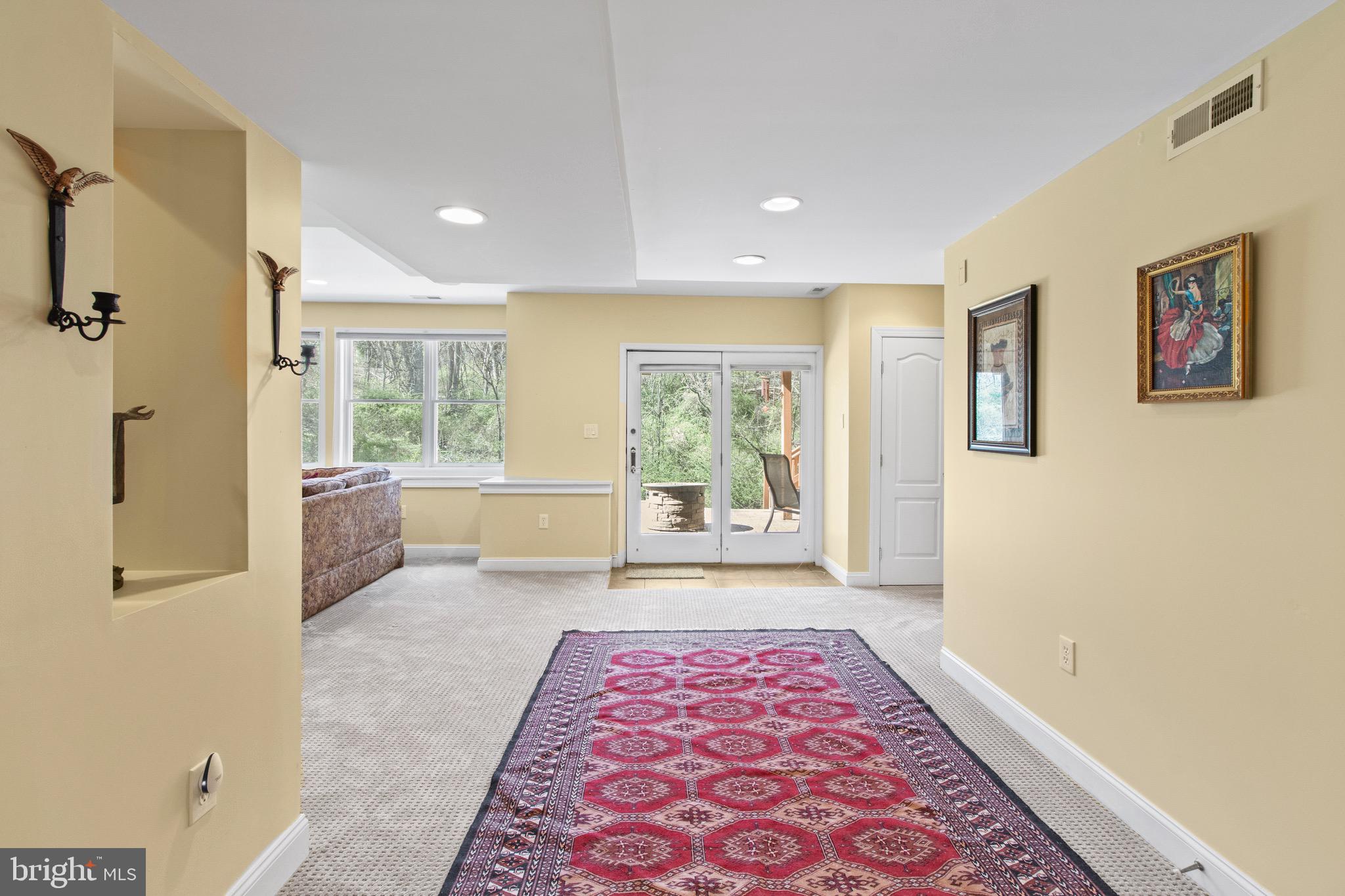 ROSE TREE ESTS - Residential