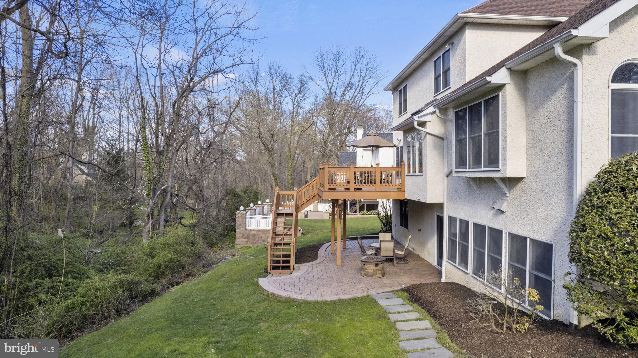 ROSE TREE ESTS - Residential