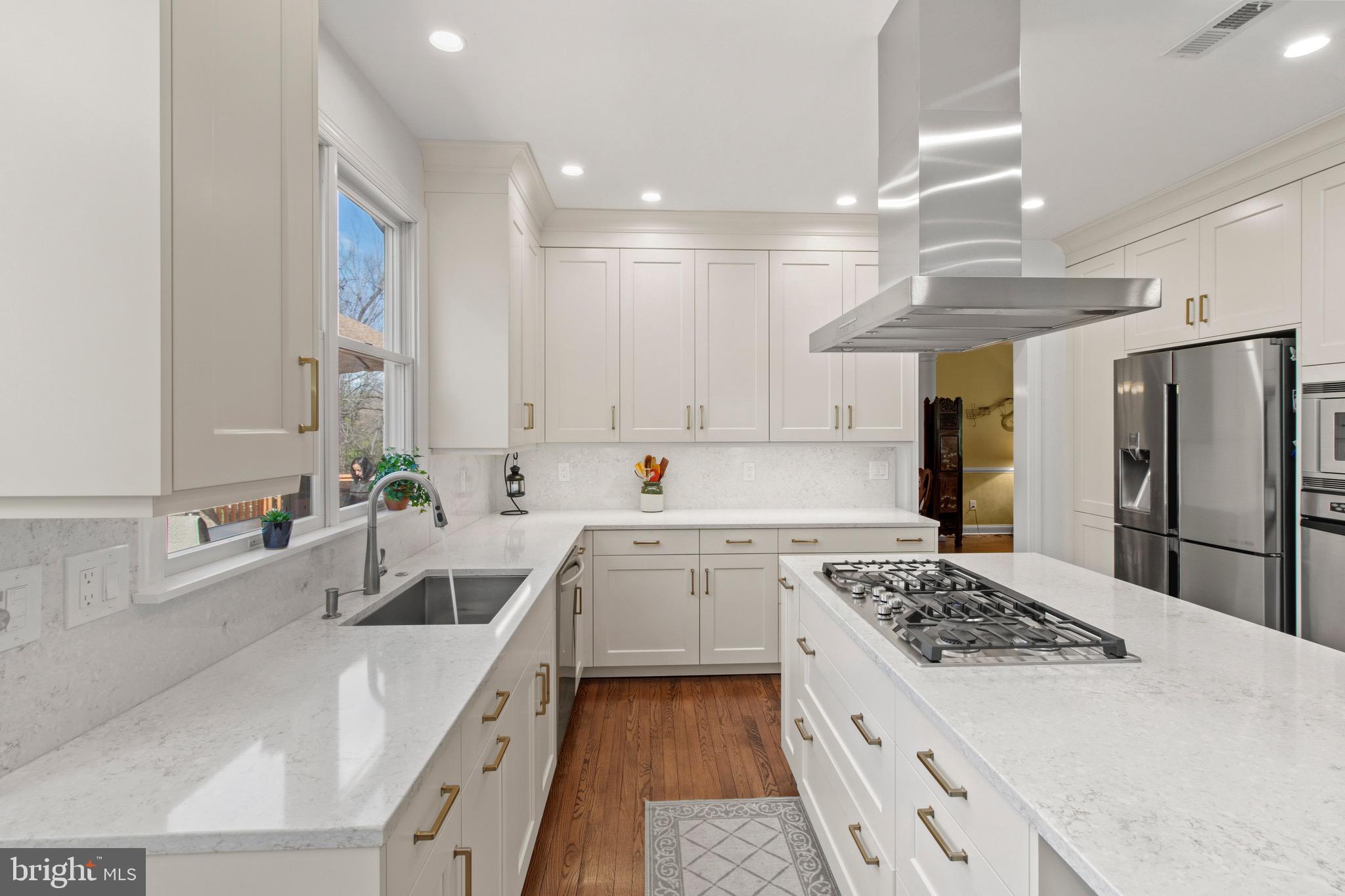 ROSE TREE ESTS - Residential