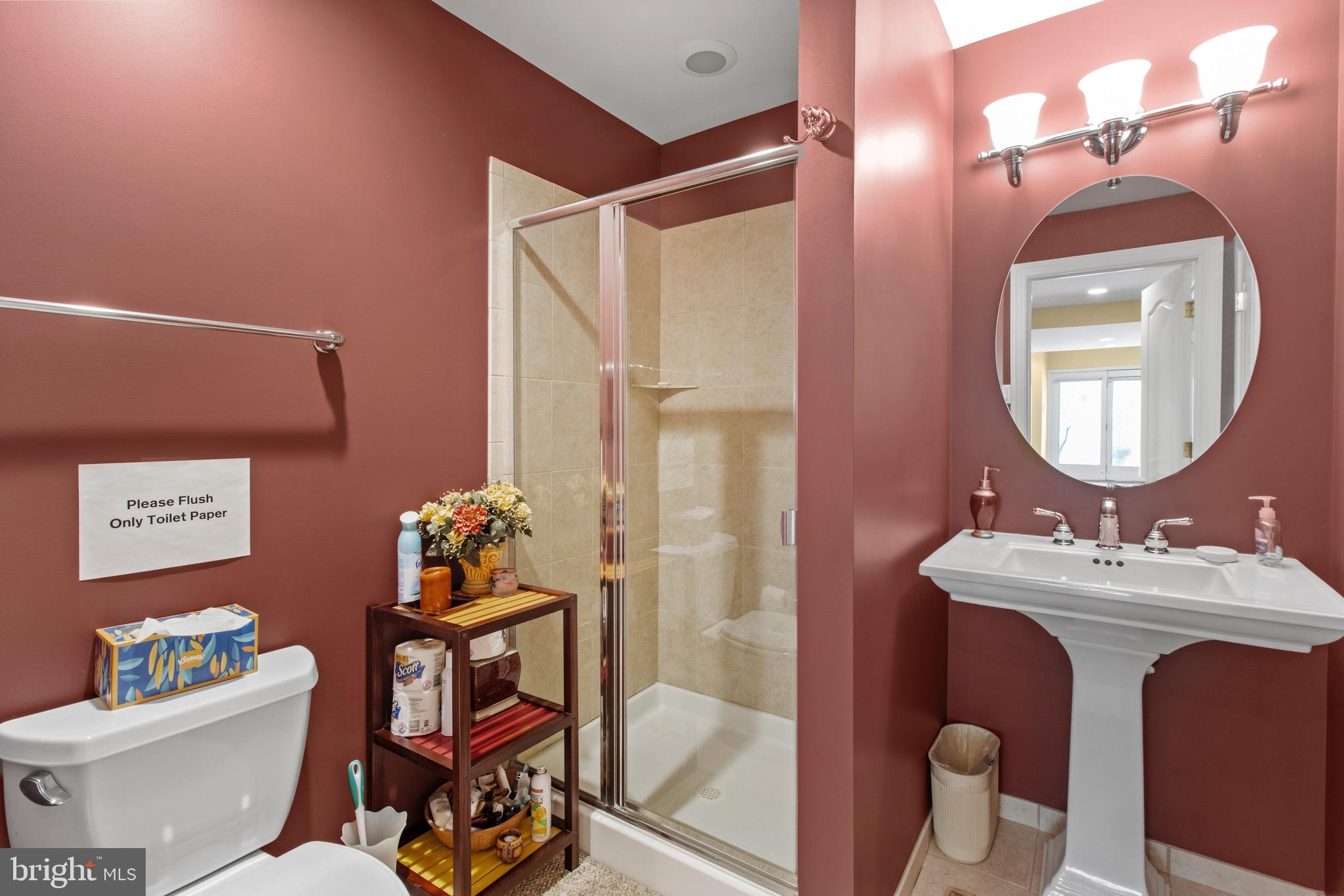 ROSE TREE ESTS - Residential