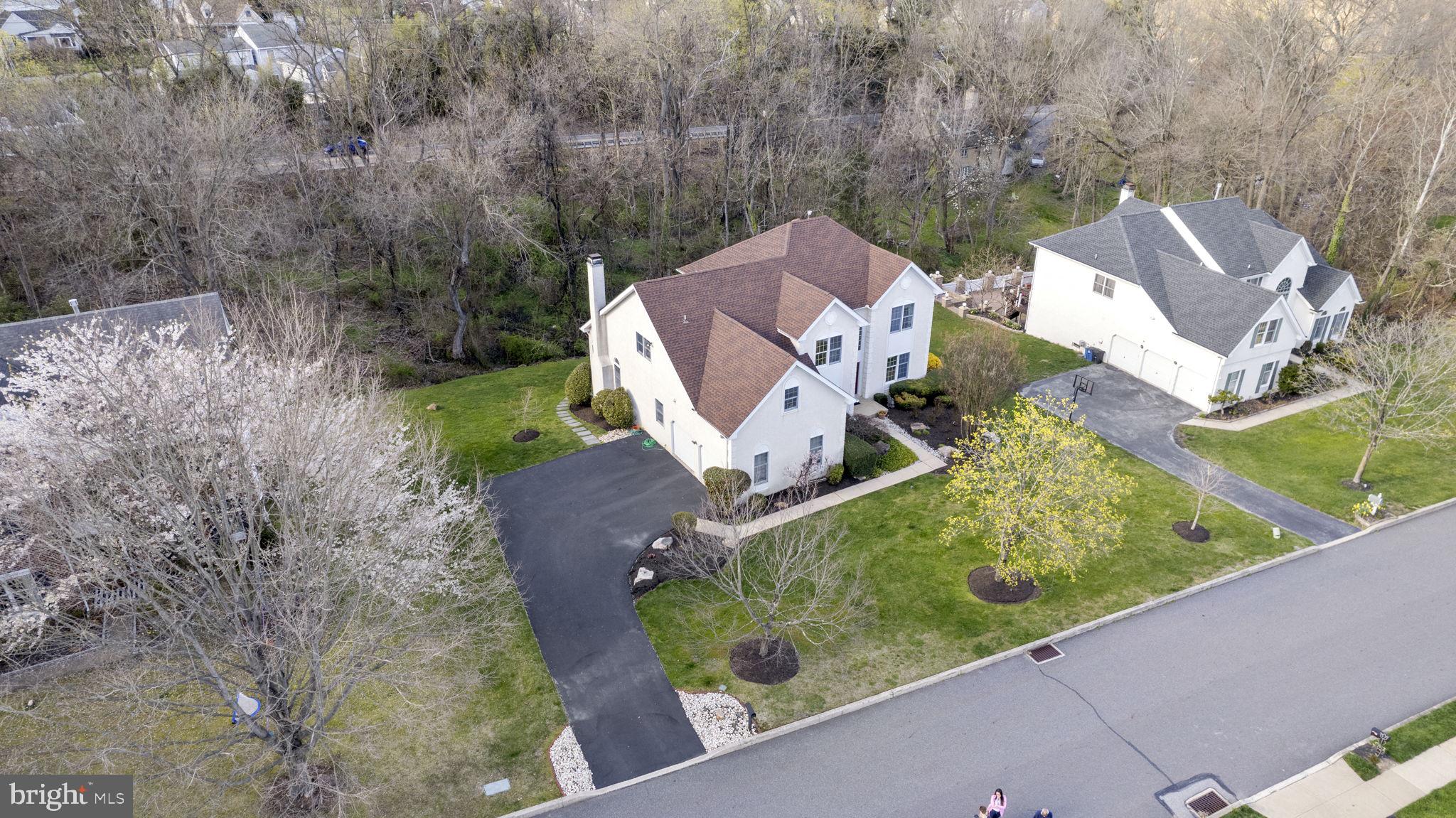 ROSE TREE ESTS - Residential