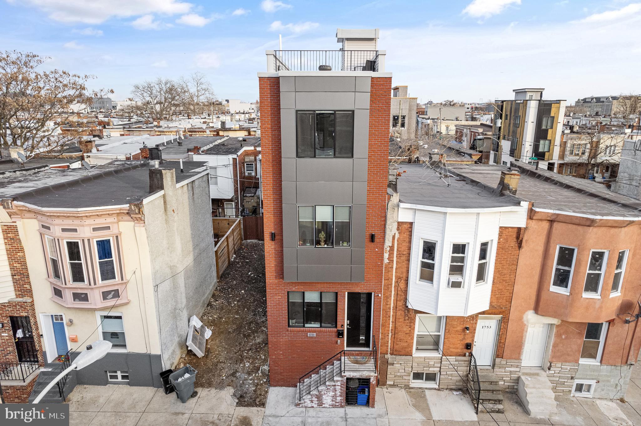 POINT BREEZE - Residential