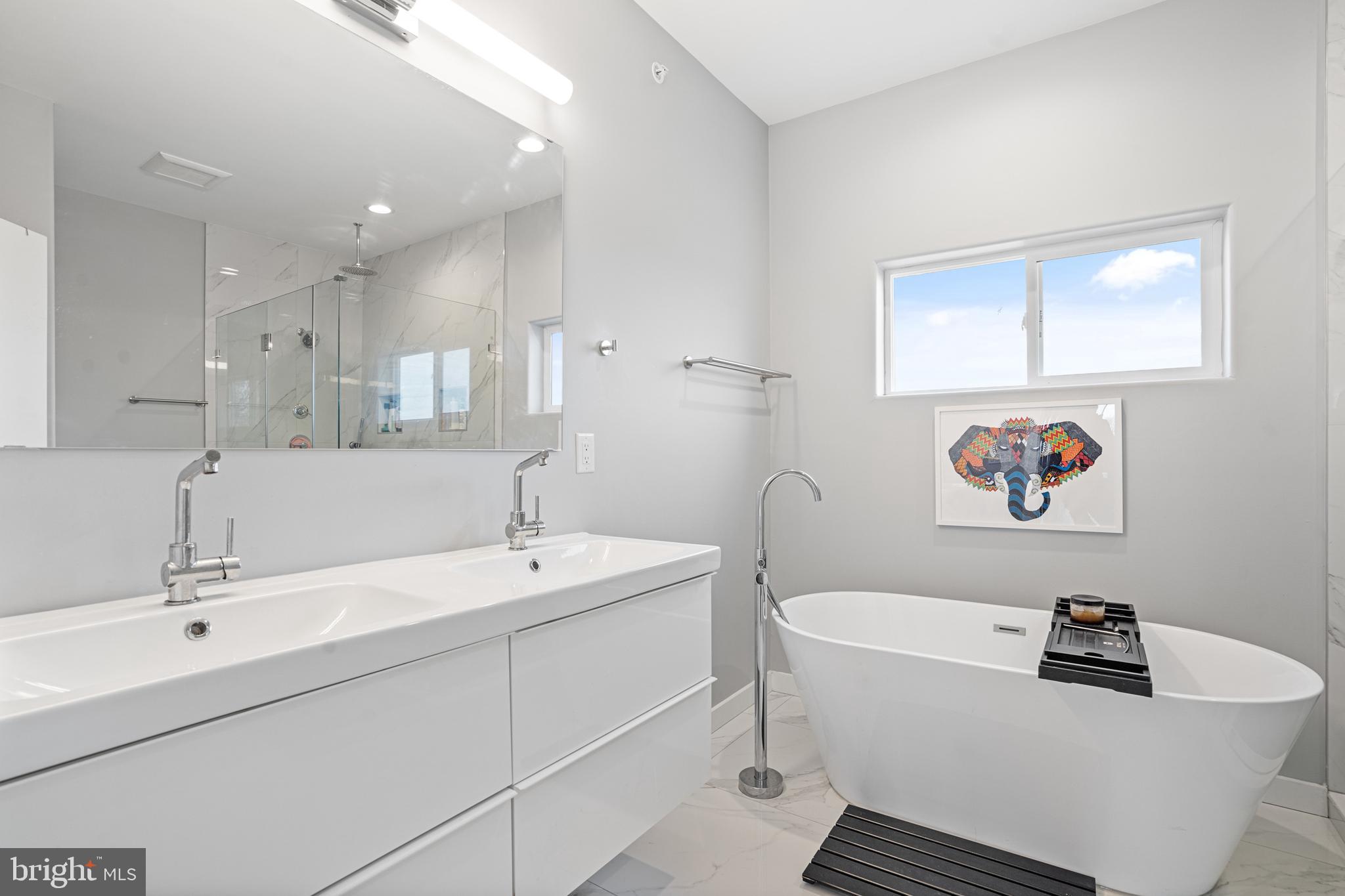 POINT BREEZE - Residential