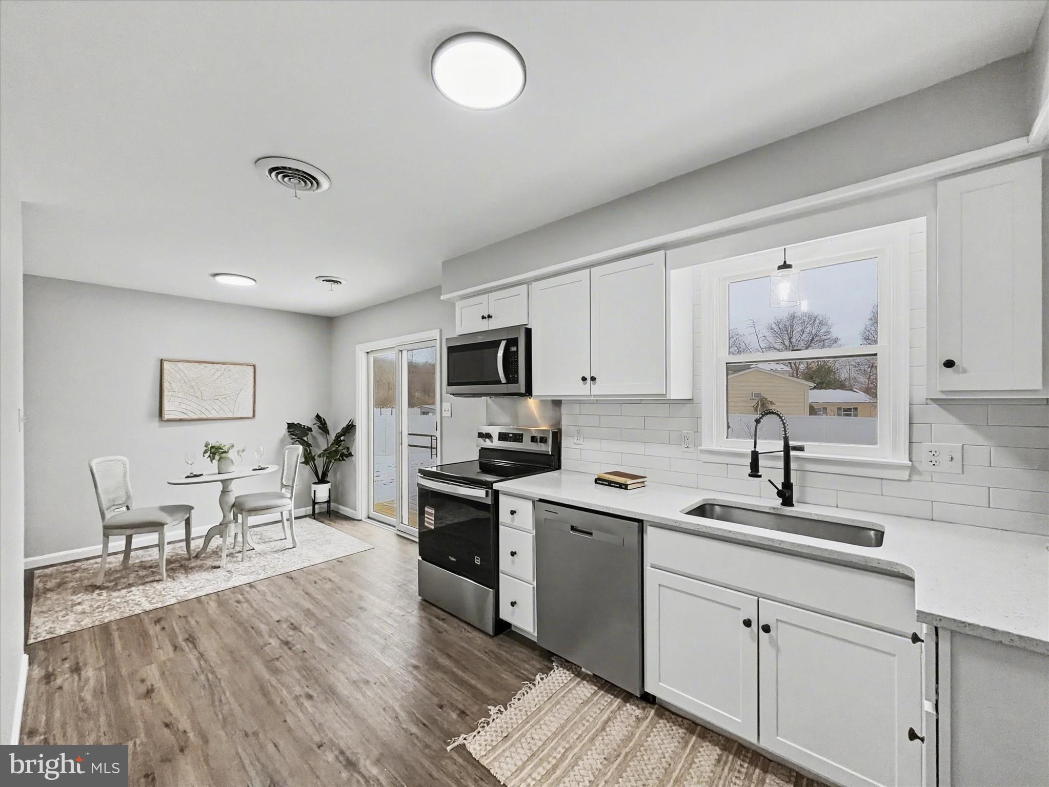 MOUNTAIN VIEW TERRACE - Residential