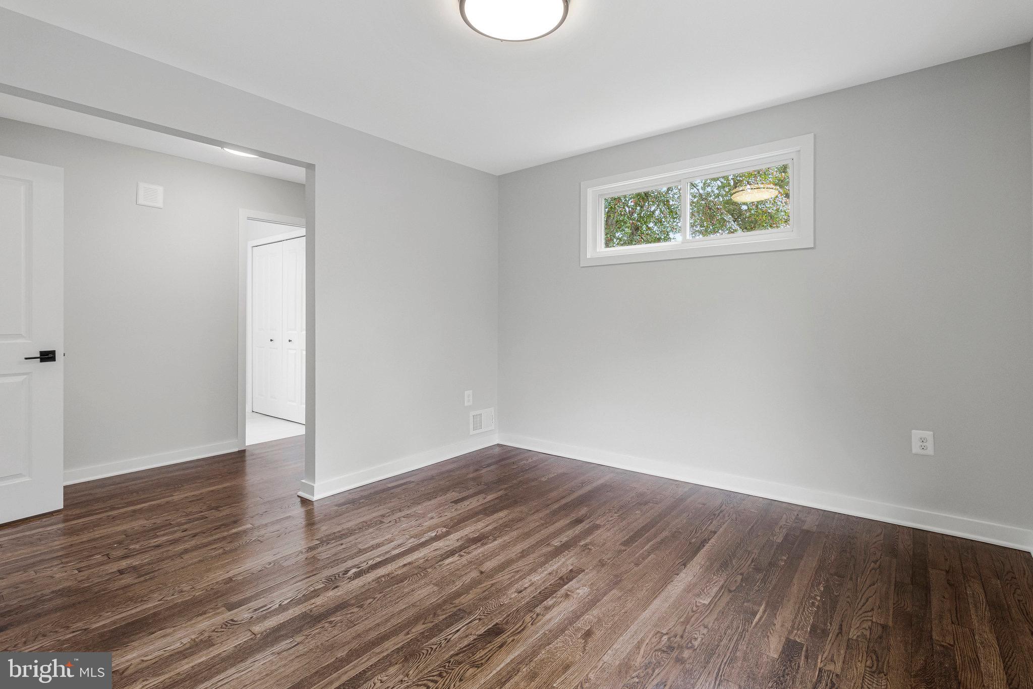 KINGS PARK - Residential