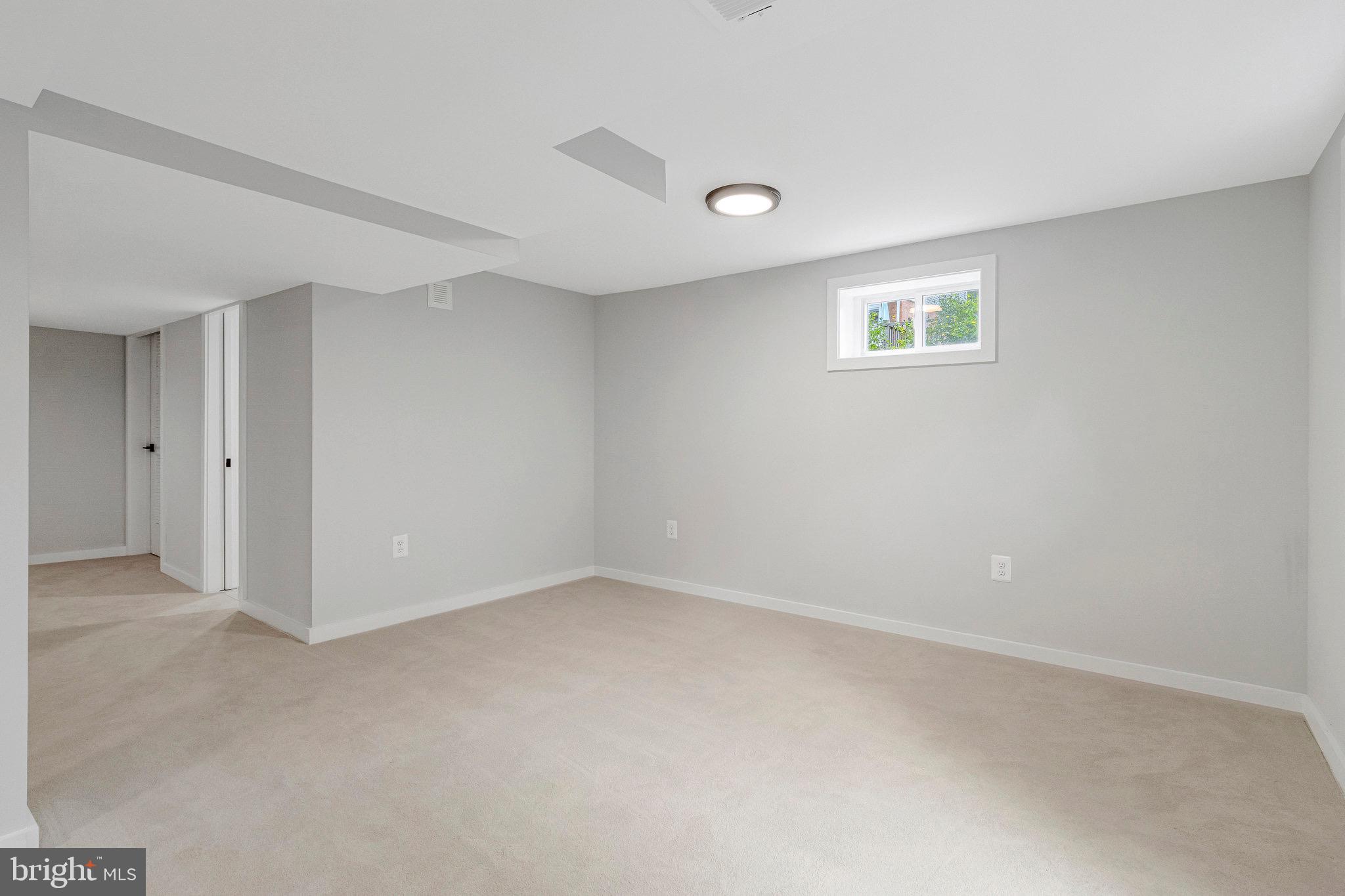 KINGS PARK - Residential