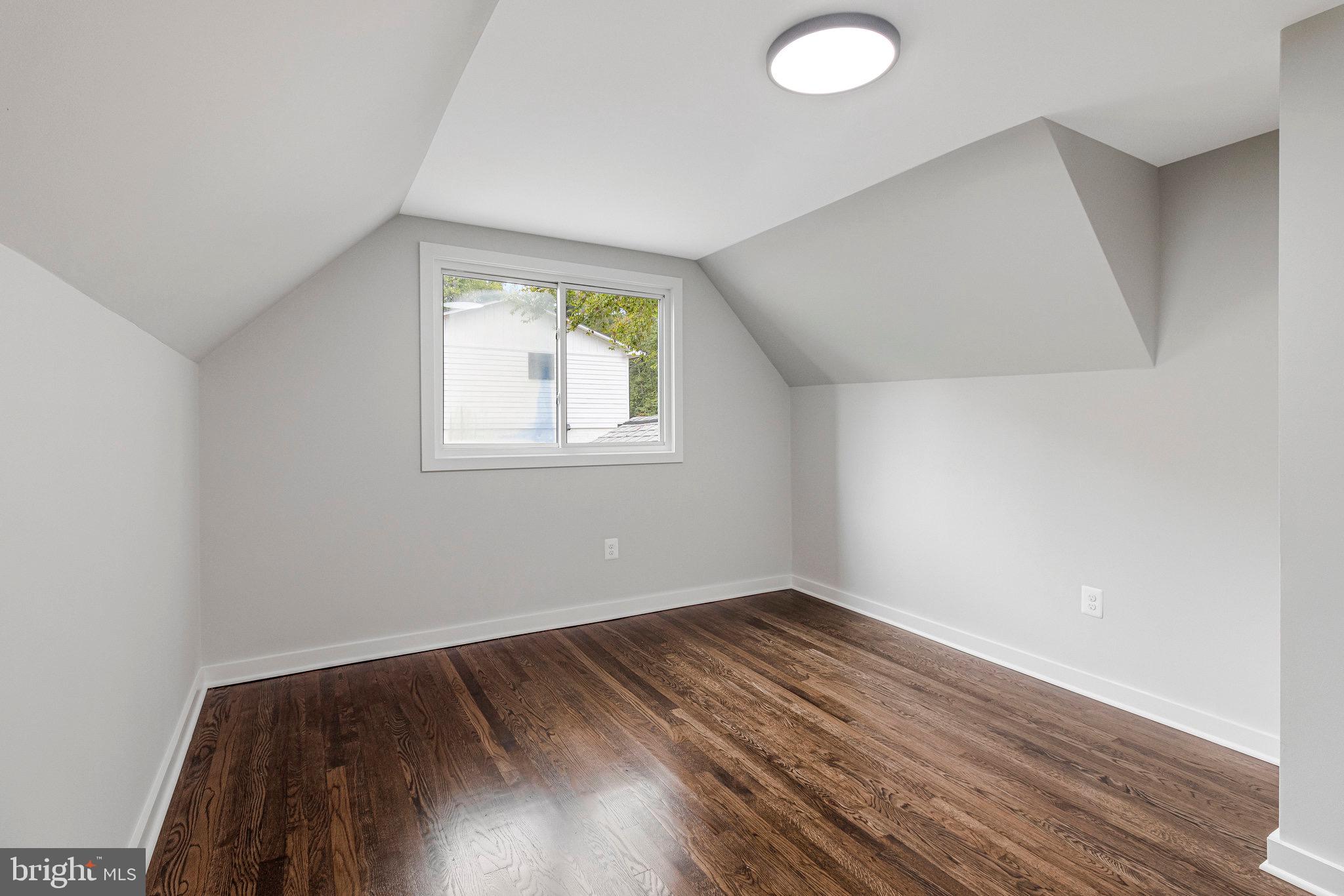 KINGS PARK - Residential