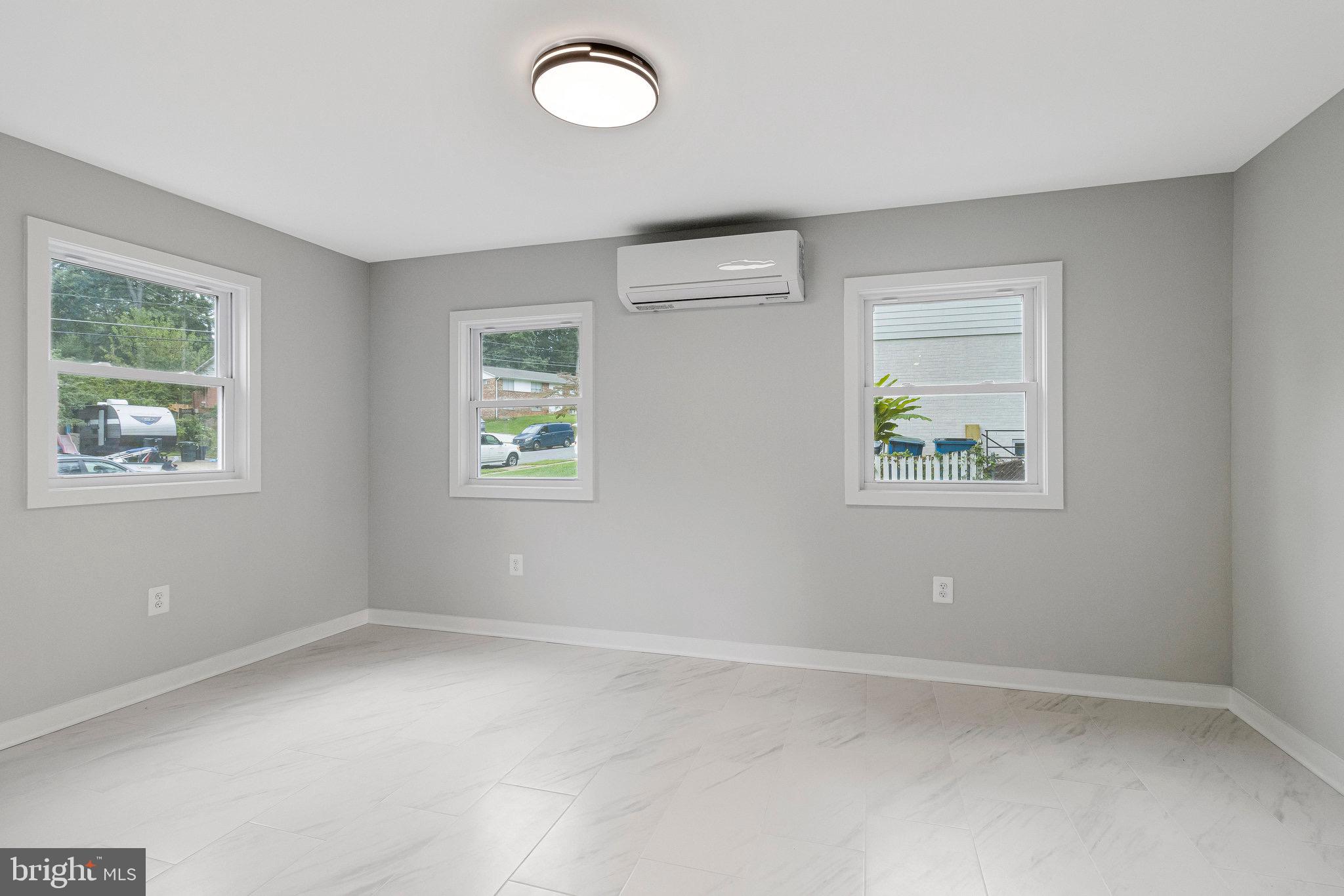 KINGS PARK - Residential