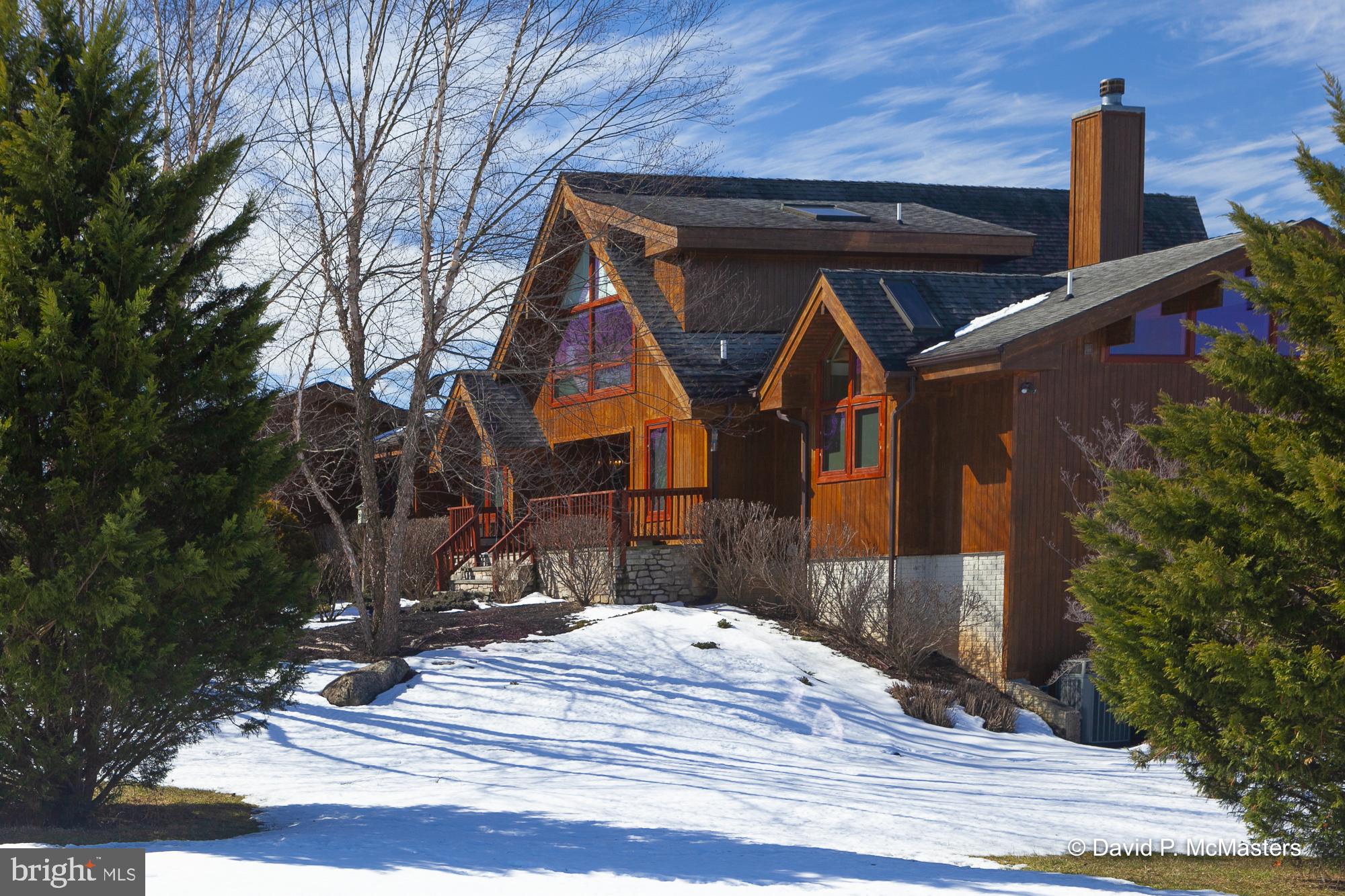 CROSSINGS ON THE POTOMAC - Residential