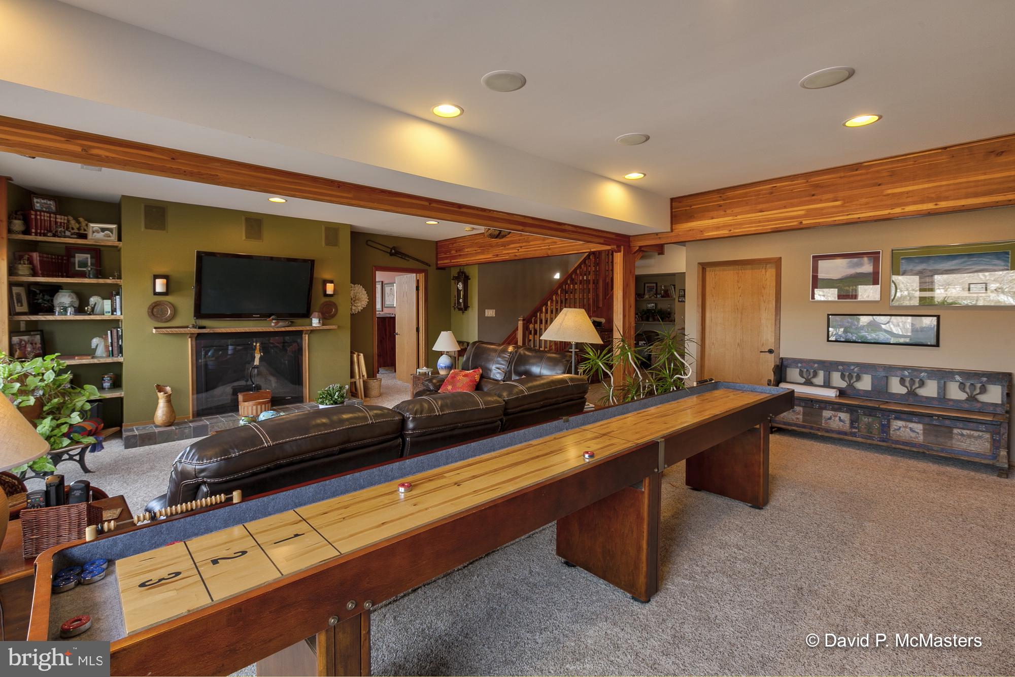 CROSSINGS ON THE POTOMAC - Residential