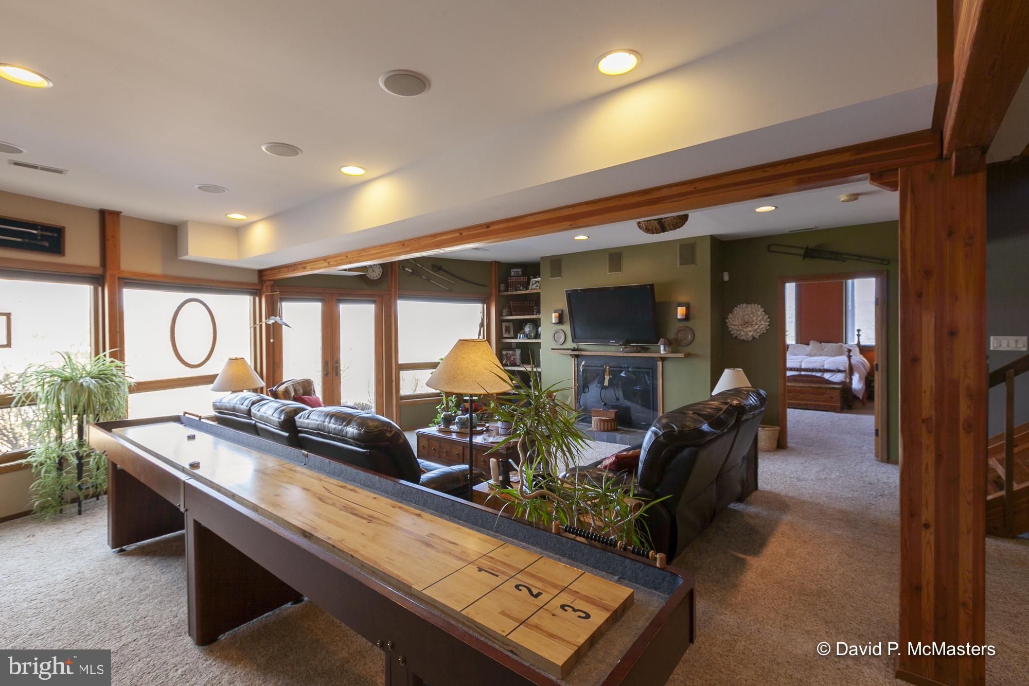 CROSSINGS ON THE POTOMAC - Residential