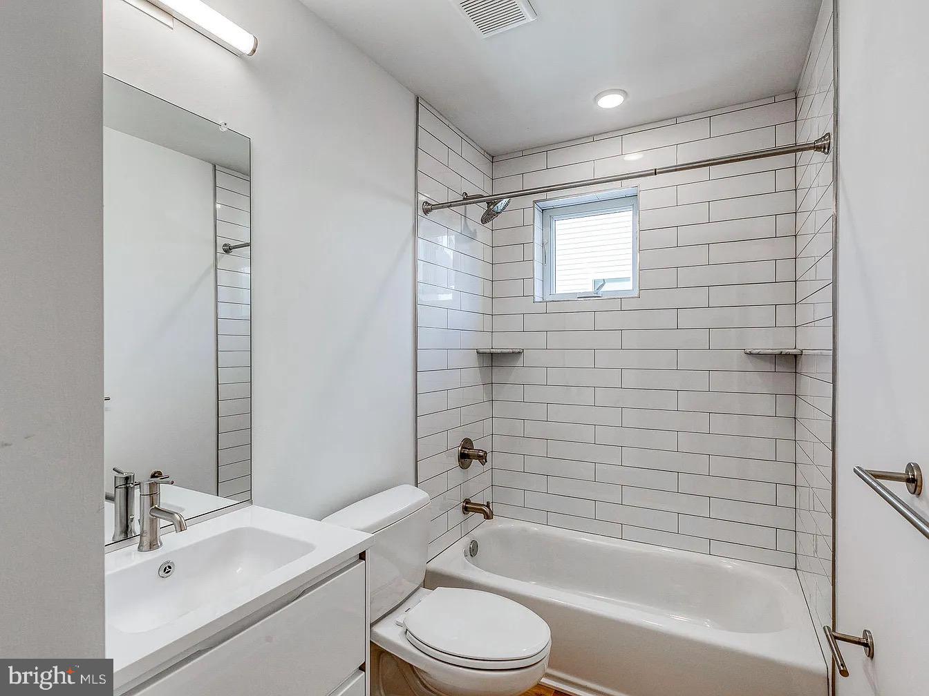 BREWERYTOWN - Residential Lease