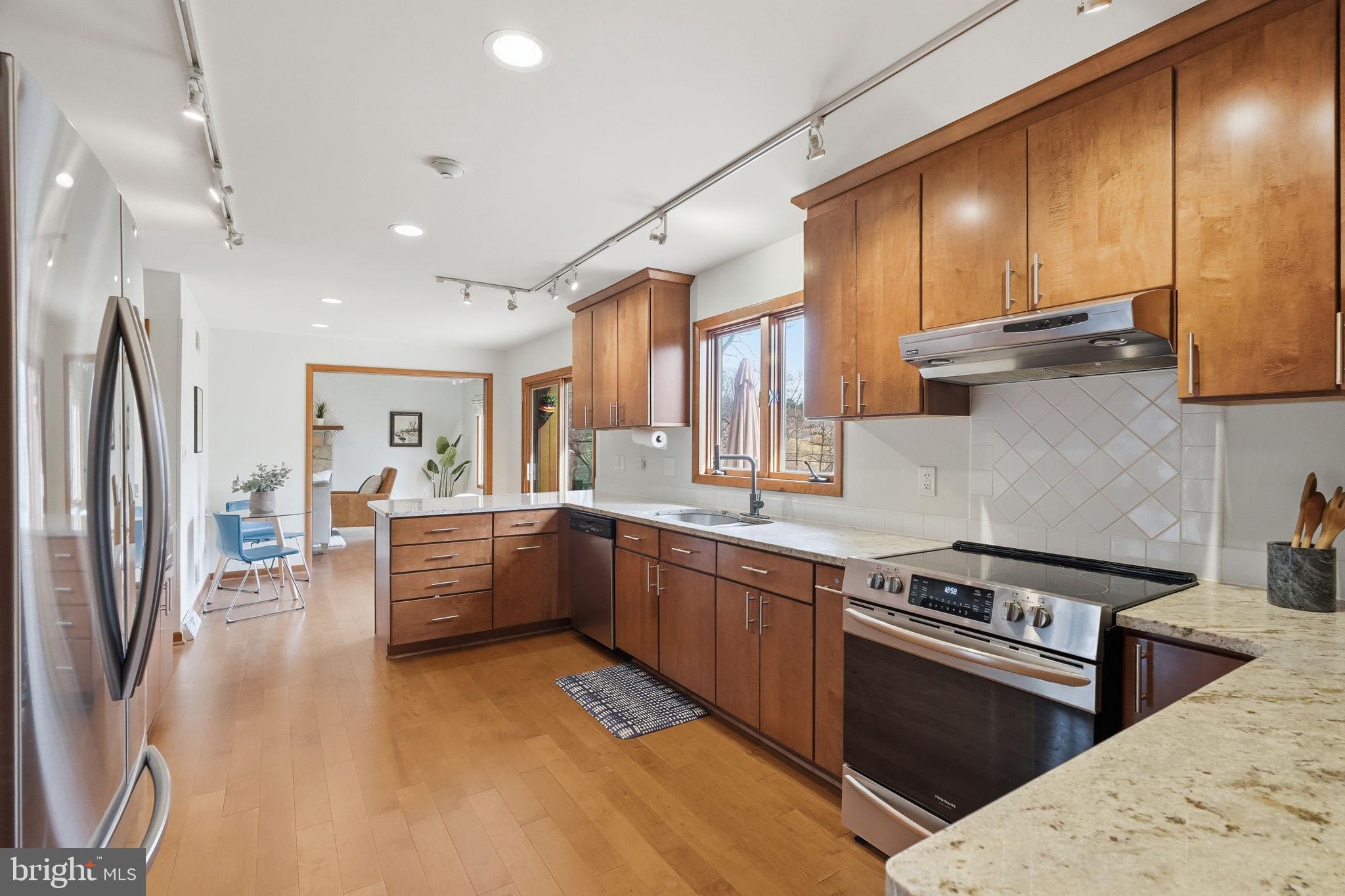 WELSH AYRES - Residential