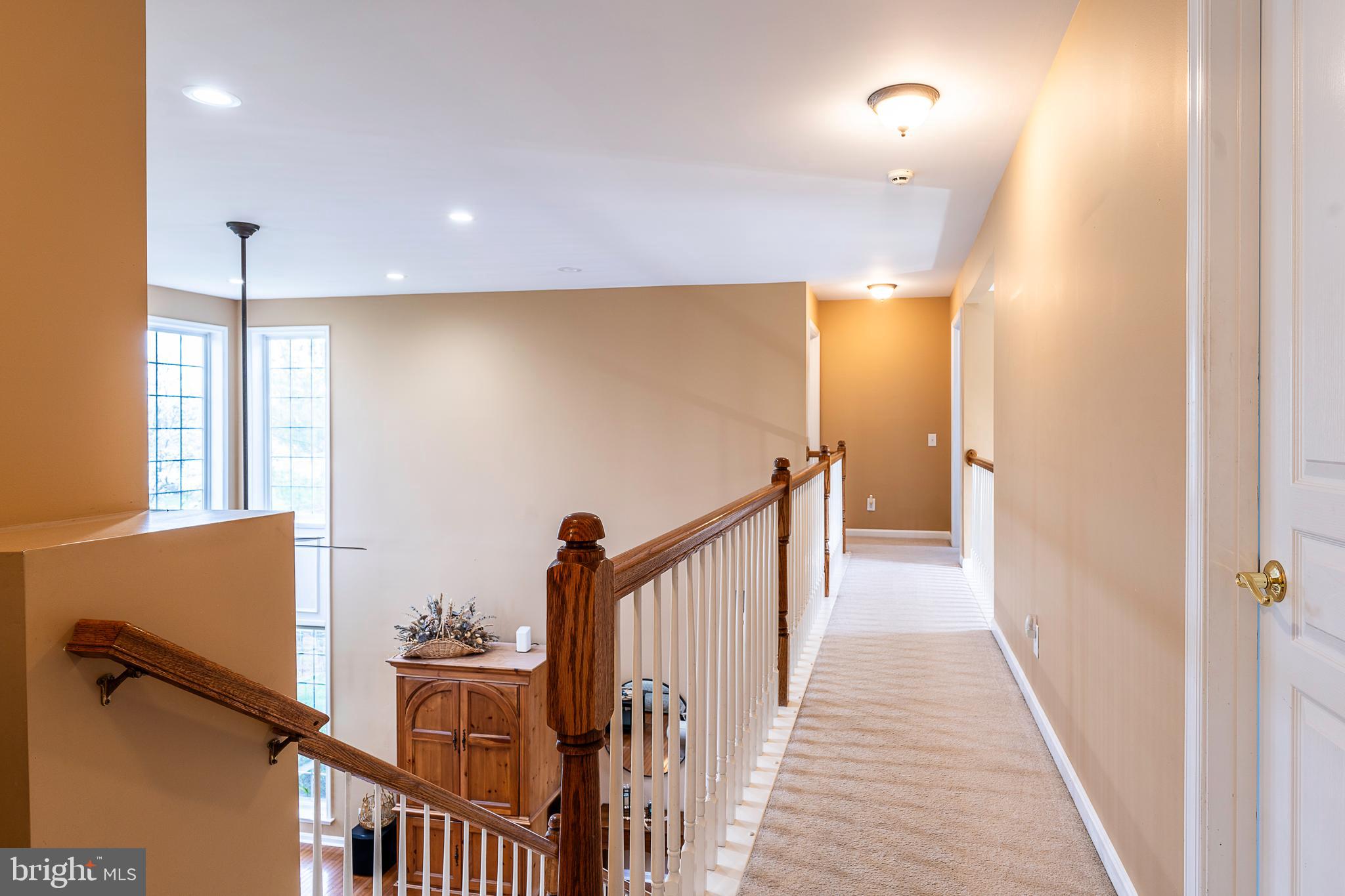 EAGLE HUNT - Residential Lease