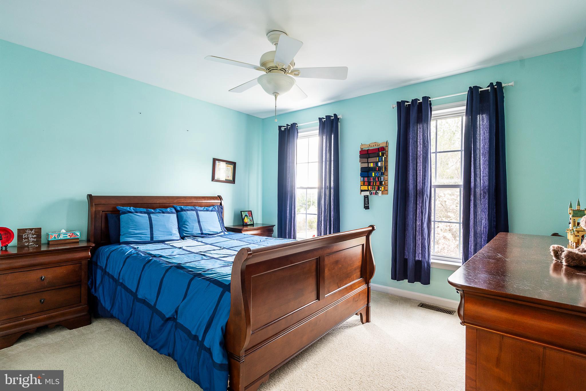 EAGLE HUNT - Residential Lease