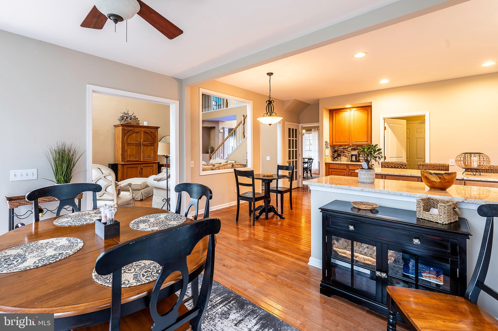 EAGLE HUNT - Residential Lease