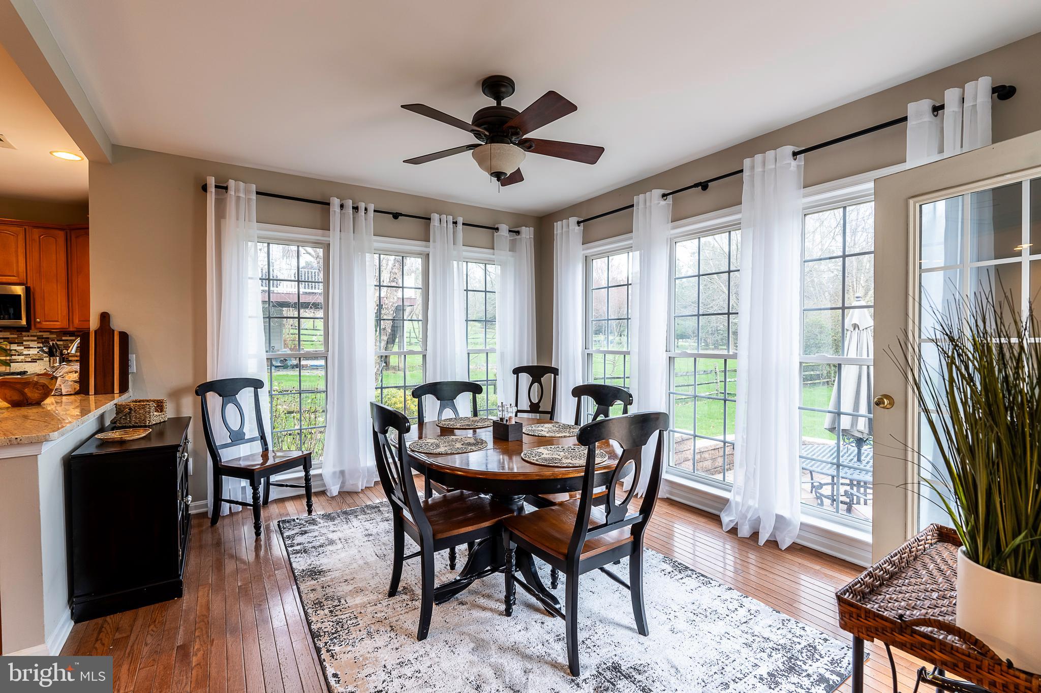 EAGLE HUNT - Residential Lease