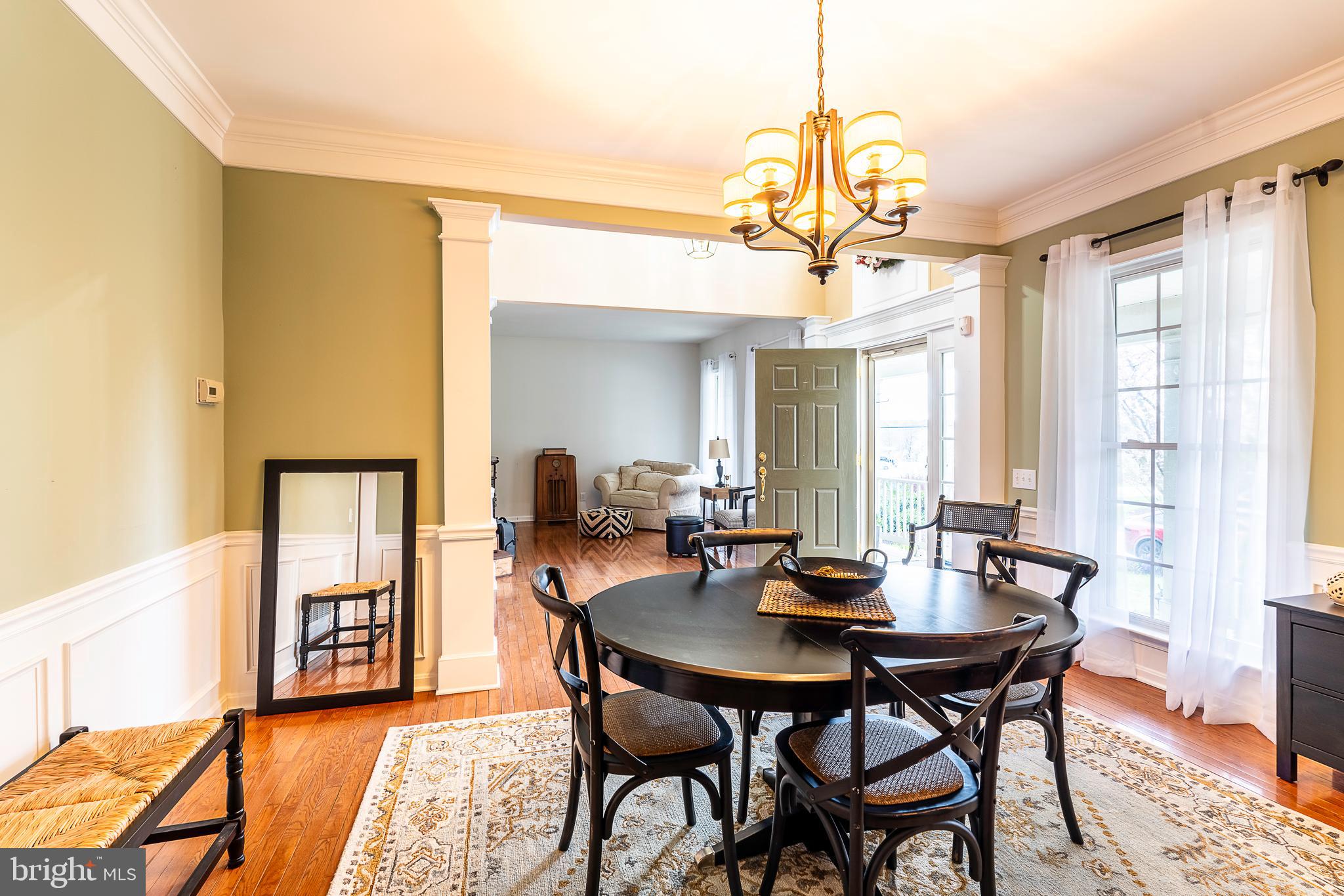 EAGLE HUNT - Residential Lease