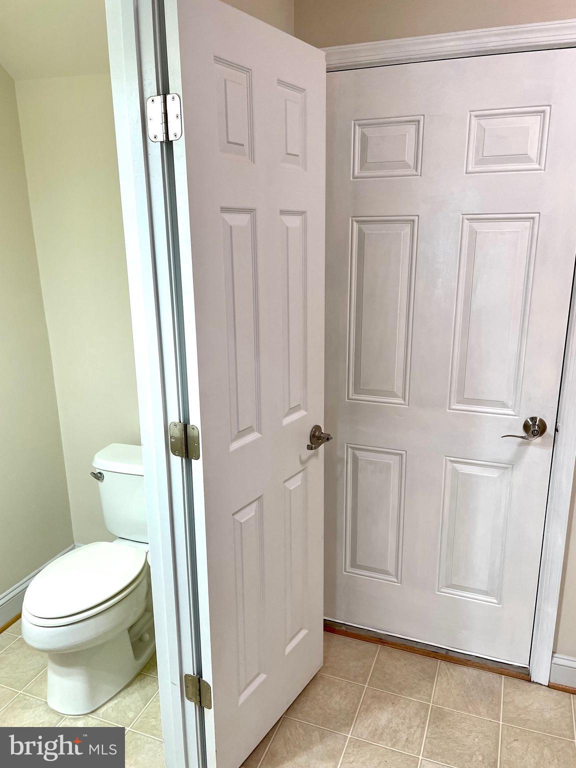 LAKELANDS AT EASTON - Residential