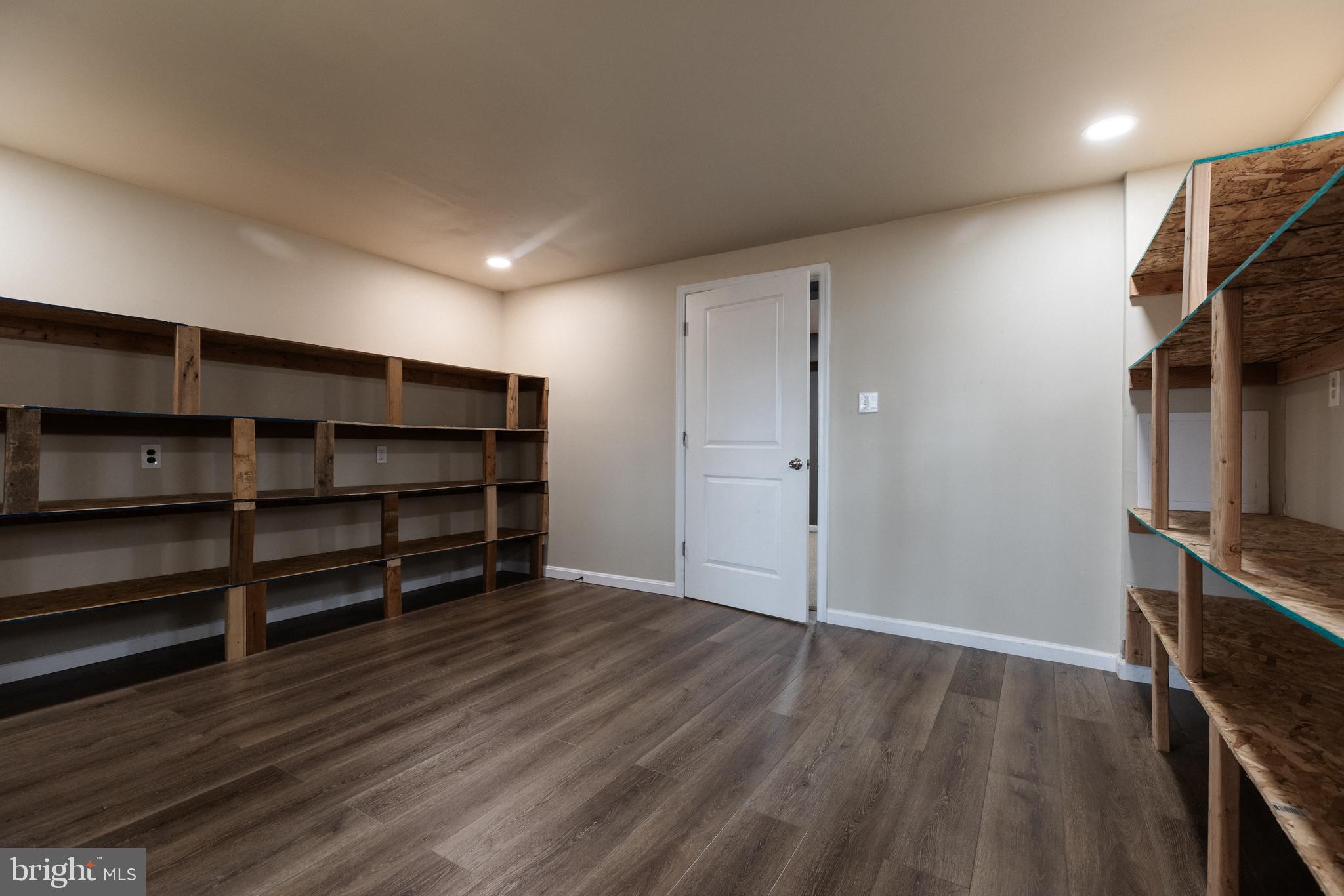 UPTON VILLAGE NORTH - Residential