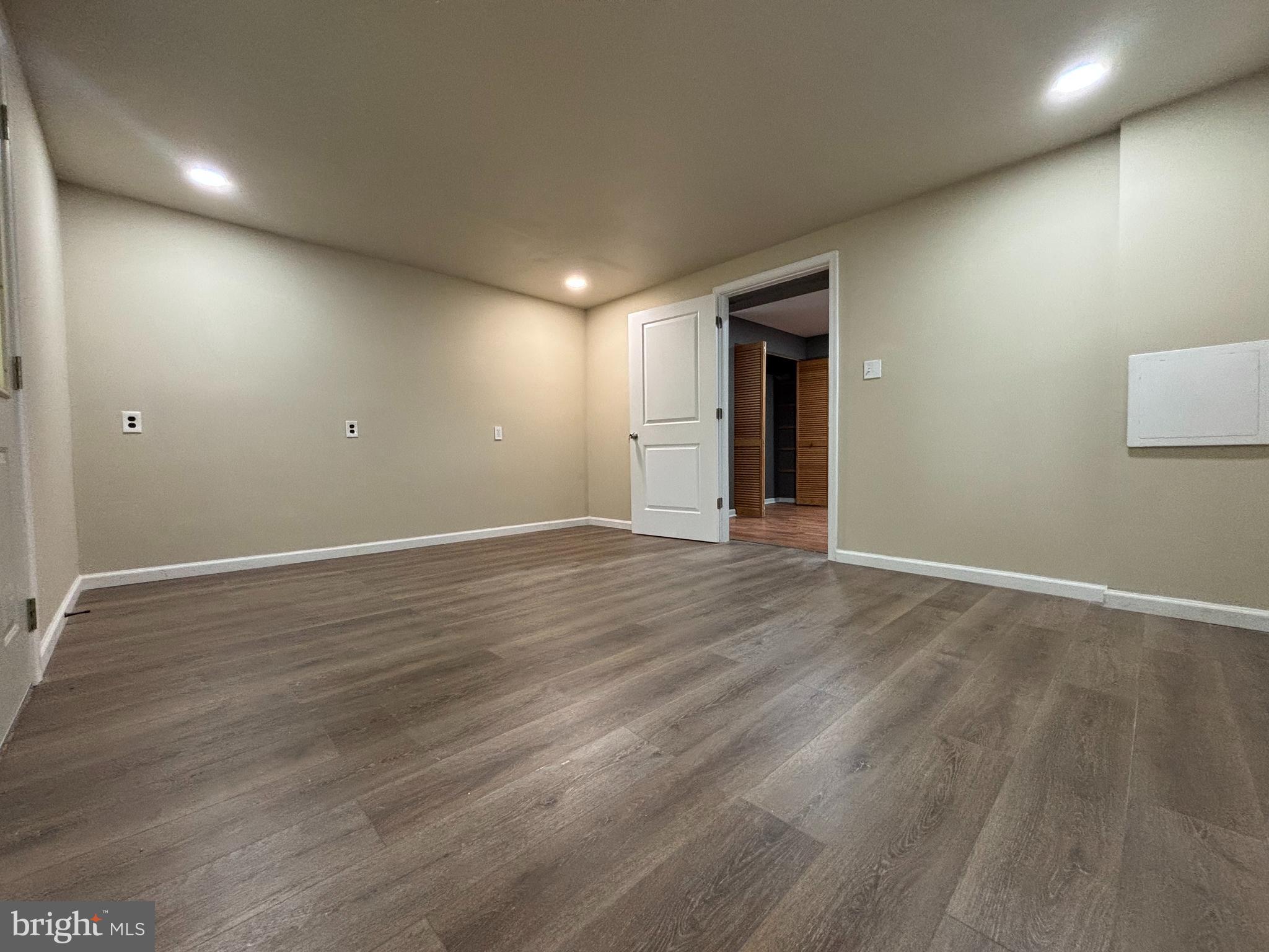 UPTON VILLAGE NORTH - Residential