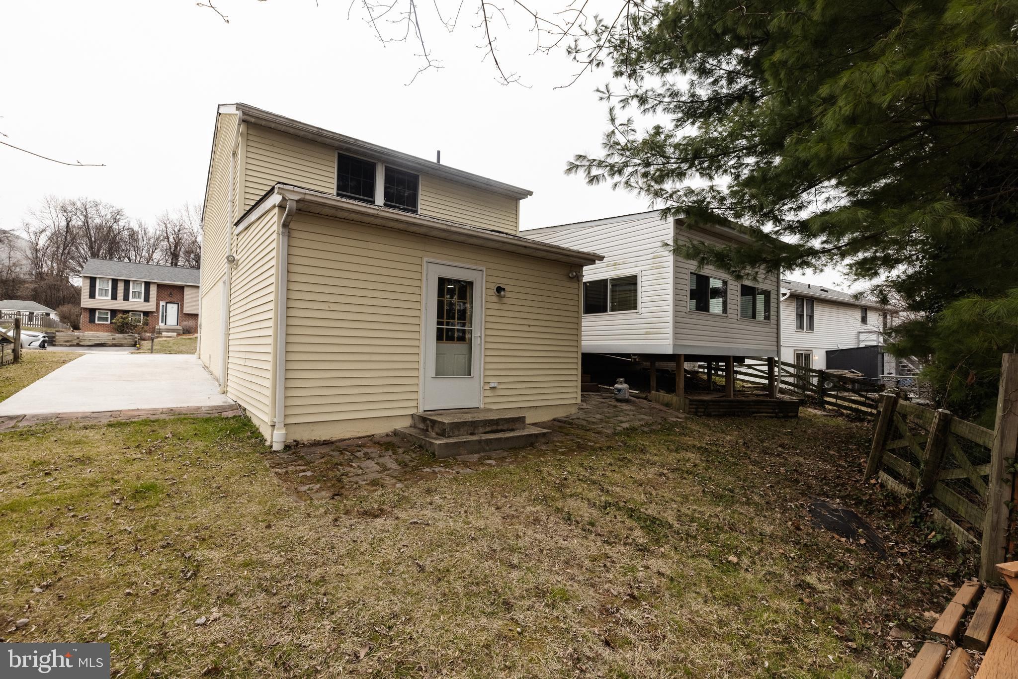 UPTON VILLAGE NORTH - Residential