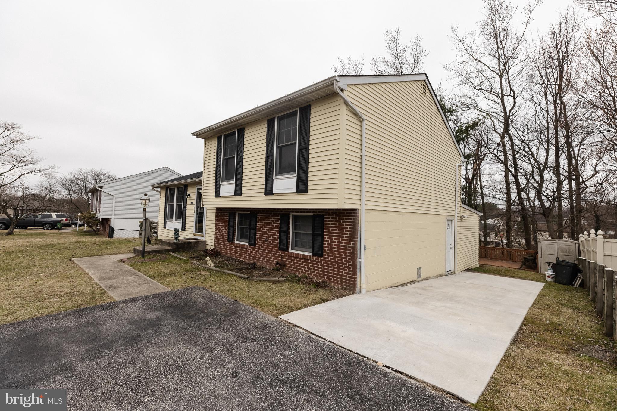 UPTON VILLAGE NORTH - Residential