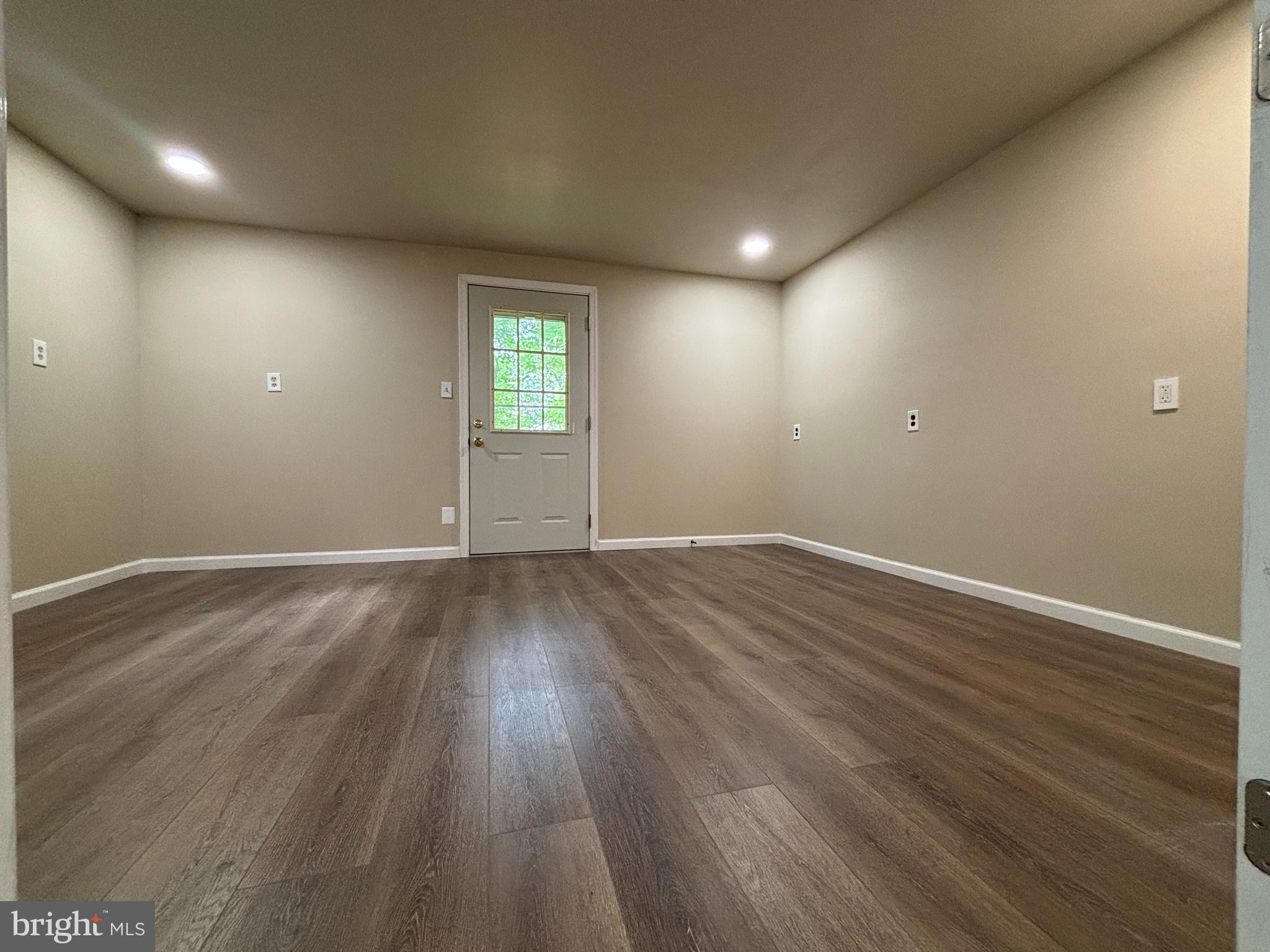 UPTON VILLAGE NORTH - Residential