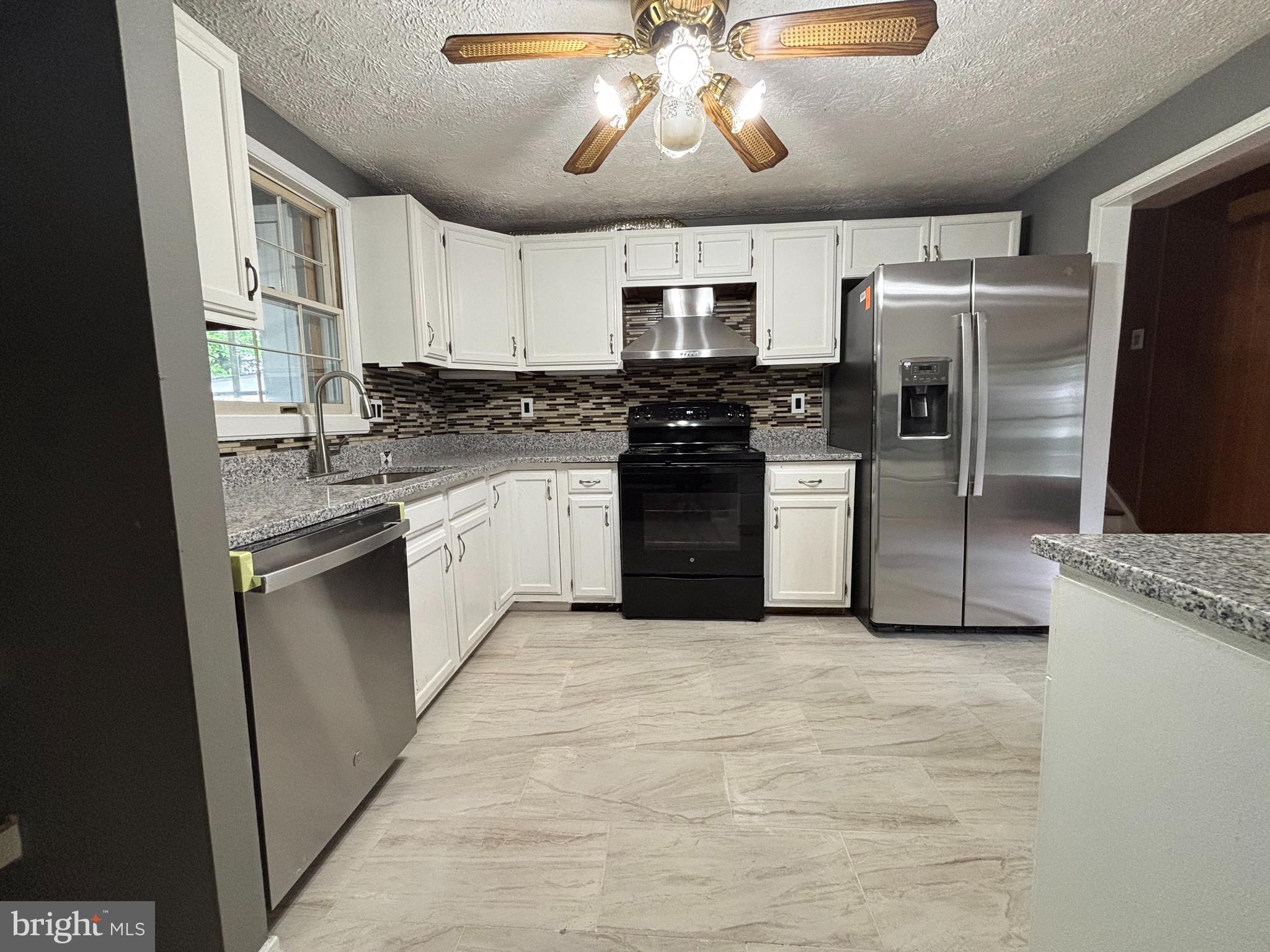 UPTON VILLAGE NORTH - Residential