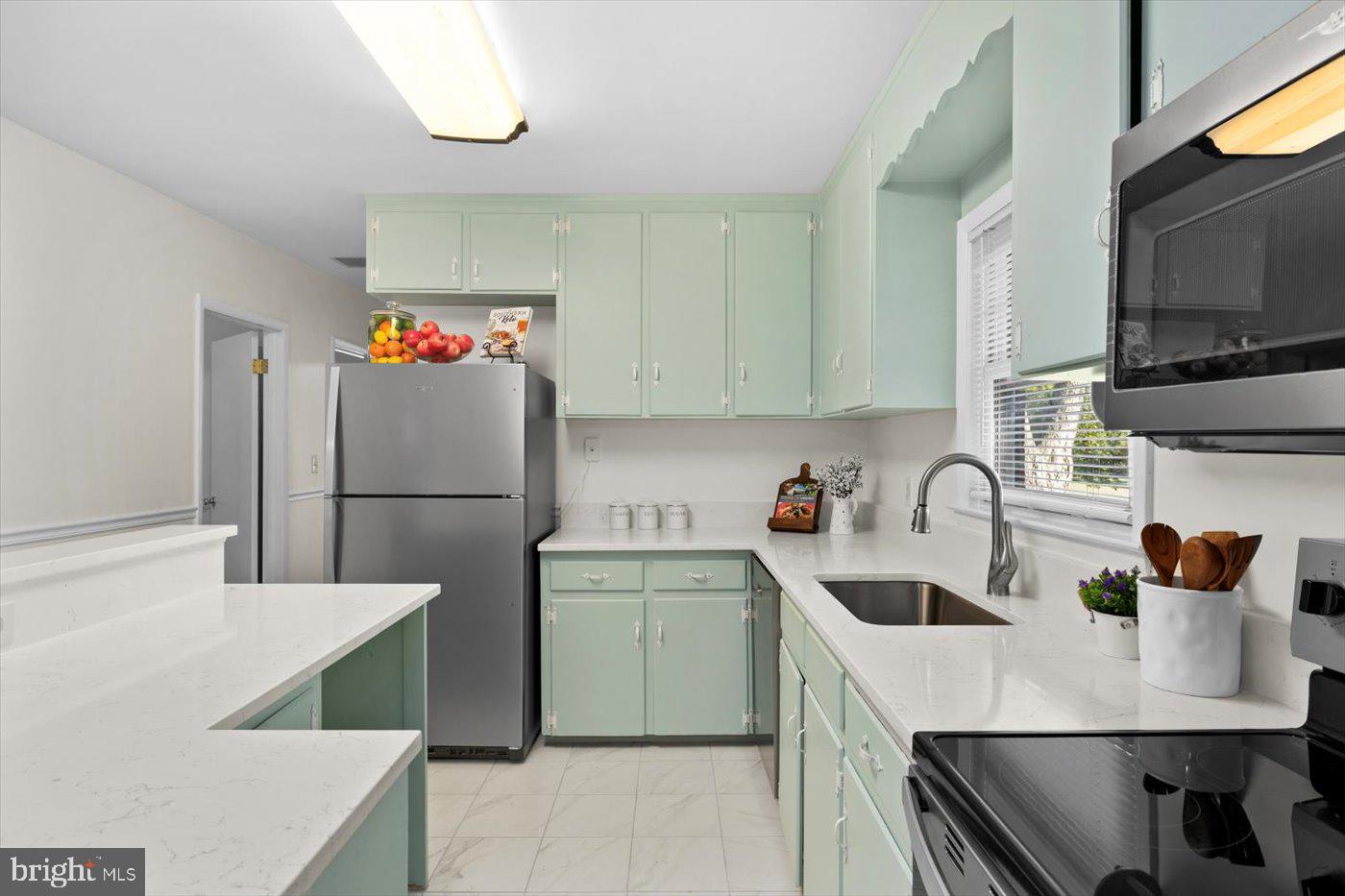 EDEN ESTATES - Residential