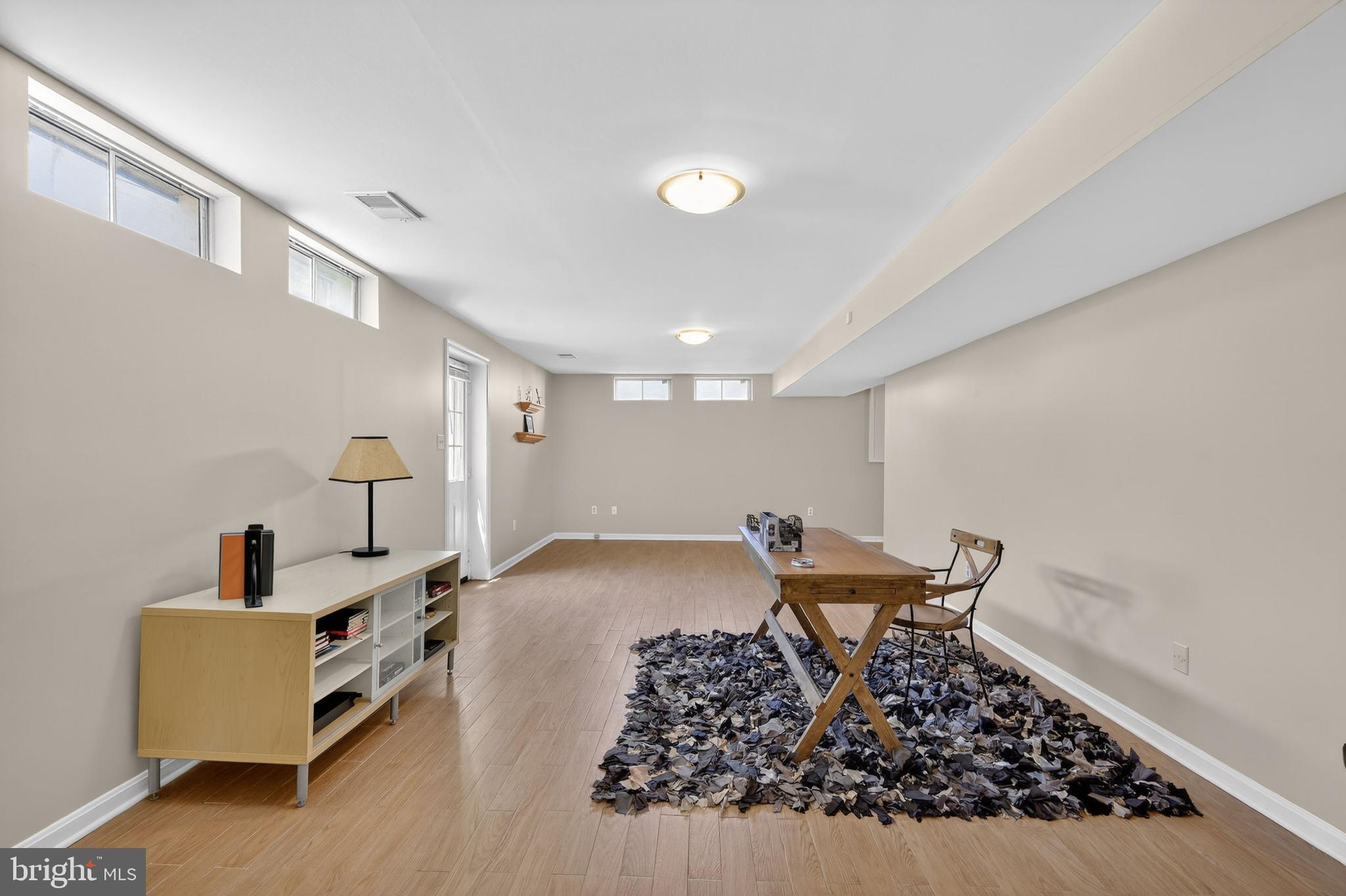 BRIARCLIFF MANOR - Residential