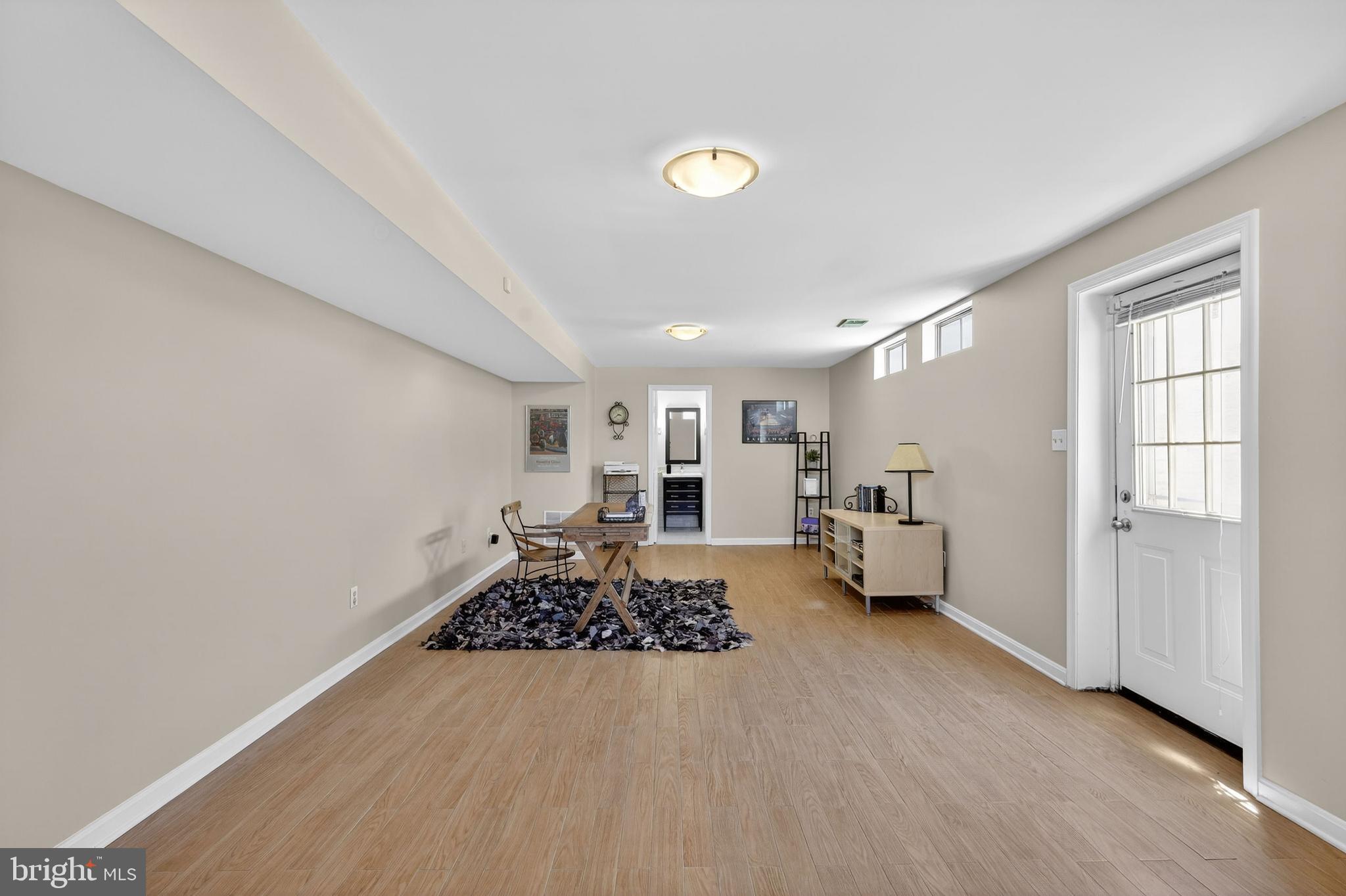 BRIARCLIFF MANOR - Residential