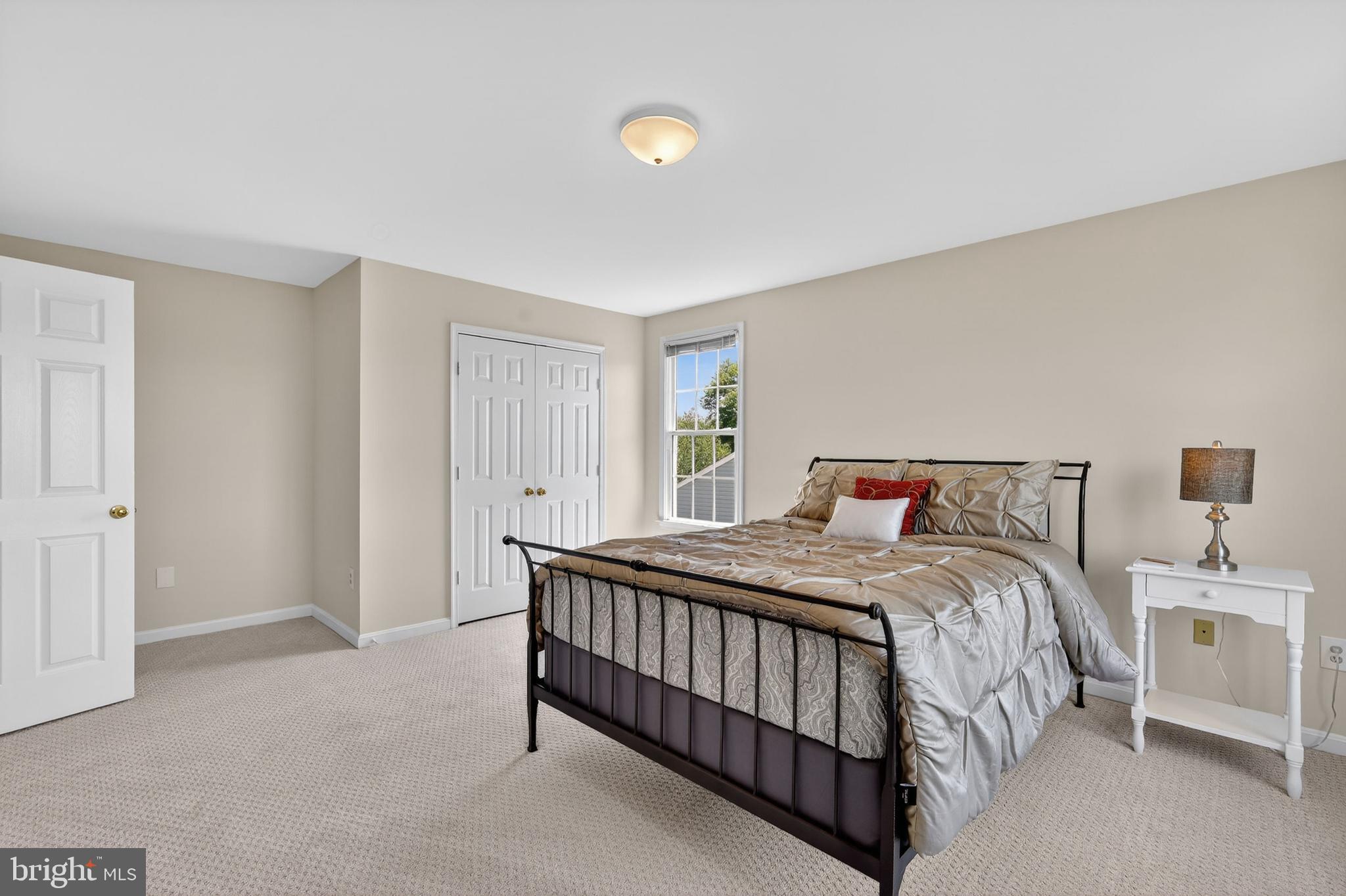 BRIARCLIFF MANOR - Residential