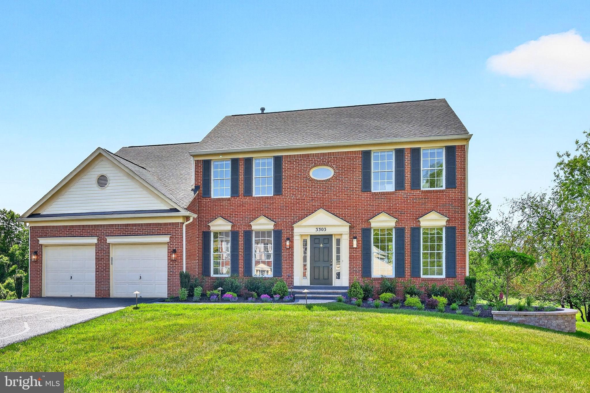 BRIARCLIFF MANOR - Residential