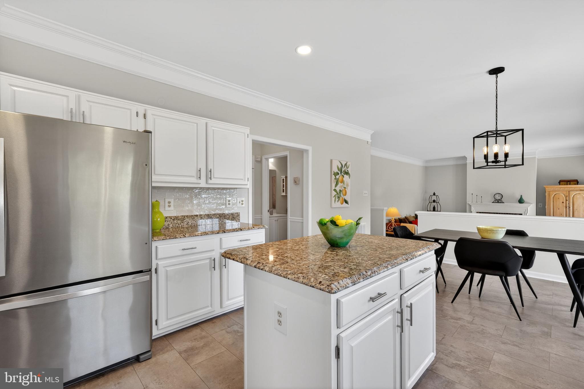 BRIARCLIFF MANOR - Residential
